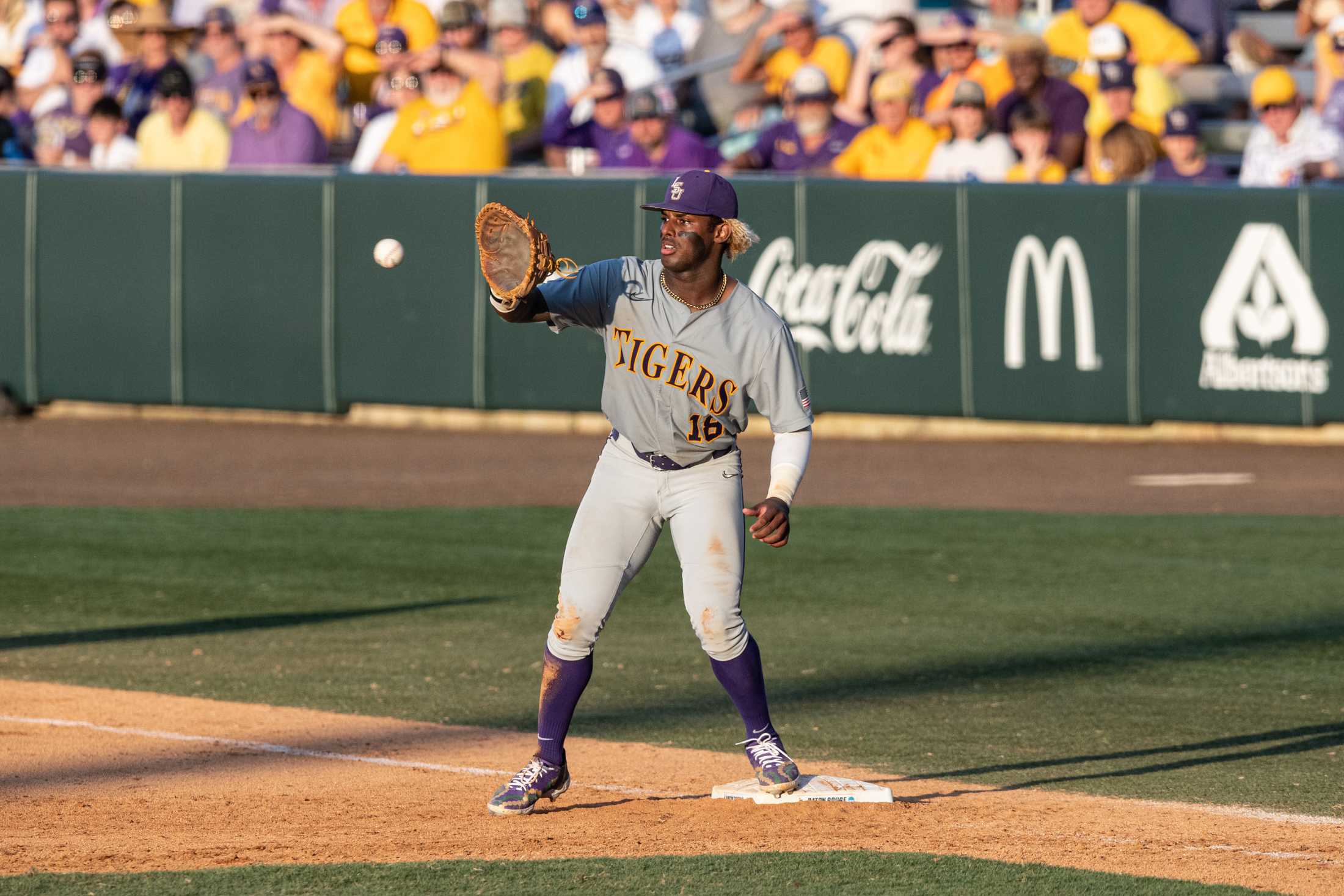 PHOTOS: LSU baseball defeats Kentucky 8-3 to win Super Regional, moves on to College World Series