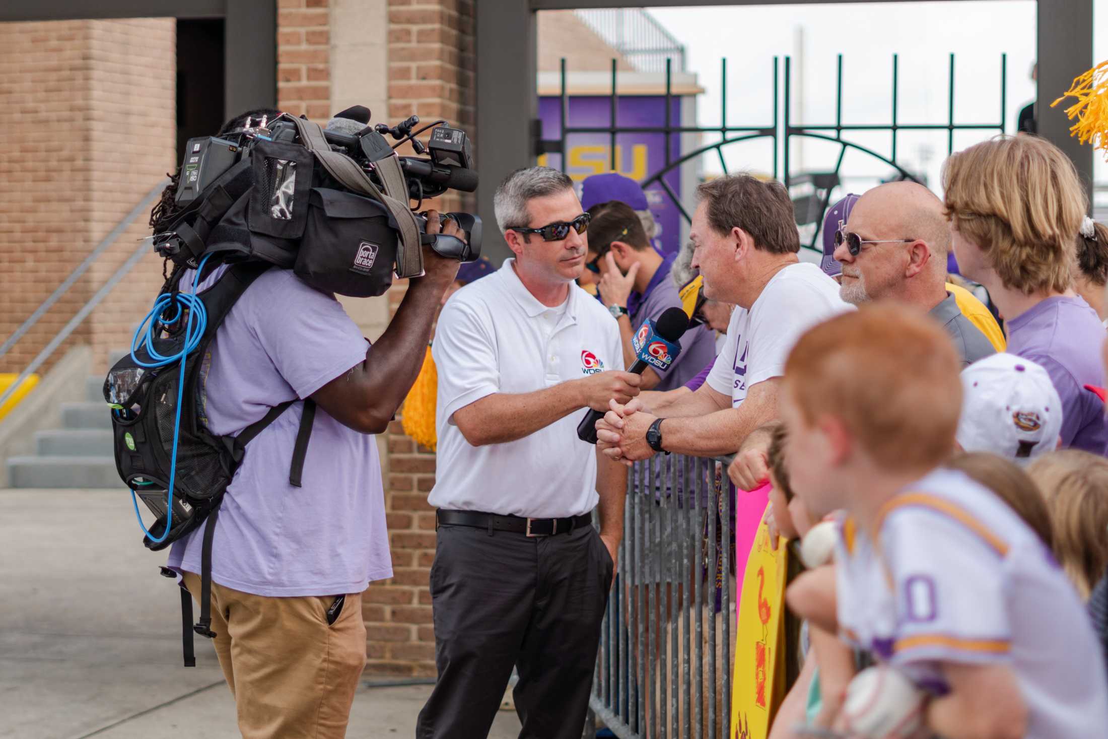 PHOTOS: LSU baseball heads to Omaha as fans cheer them on