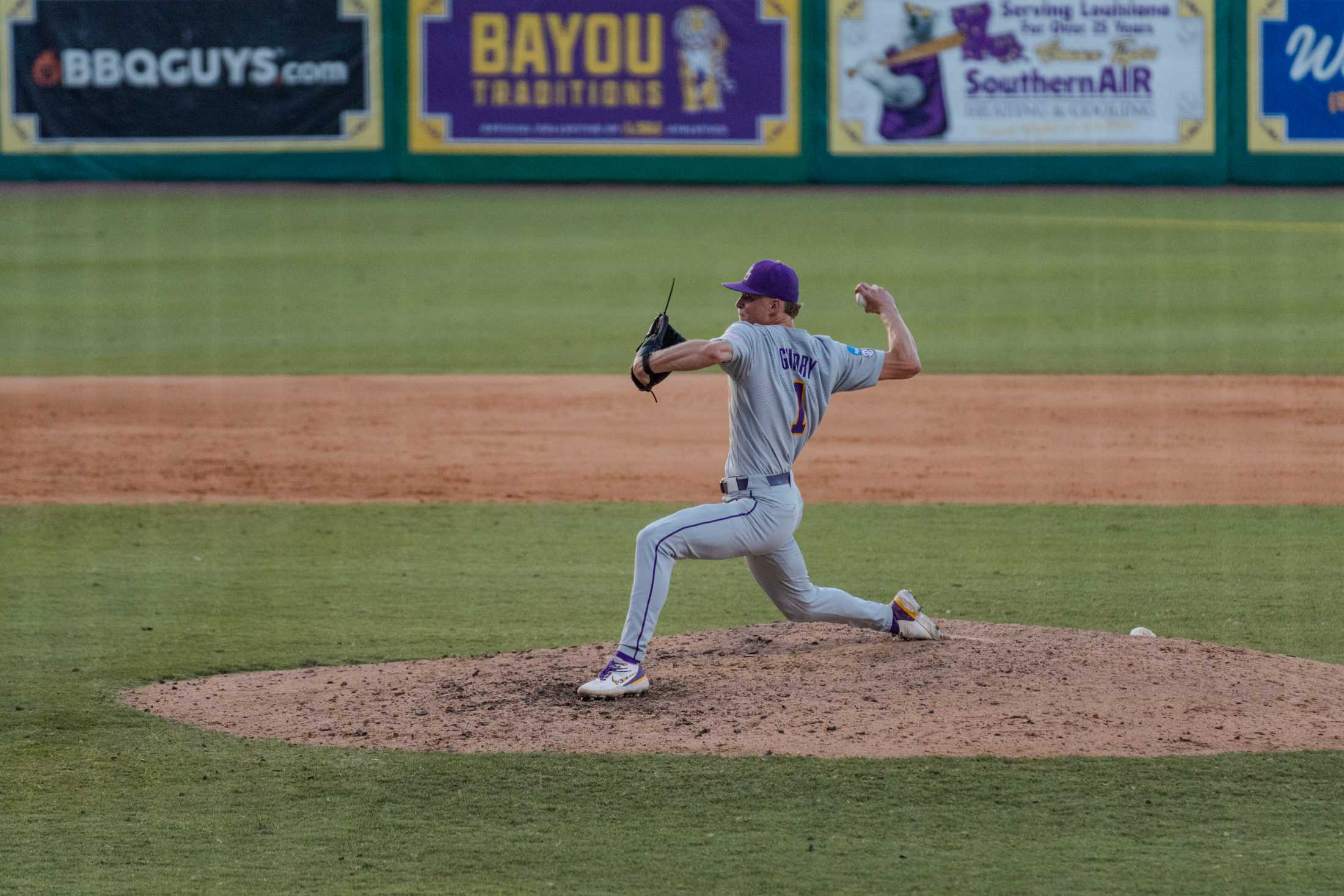 PHOTOS: LSU baseball defeats Kentucky 8-3 to win Super Regional, moves on to College World Series