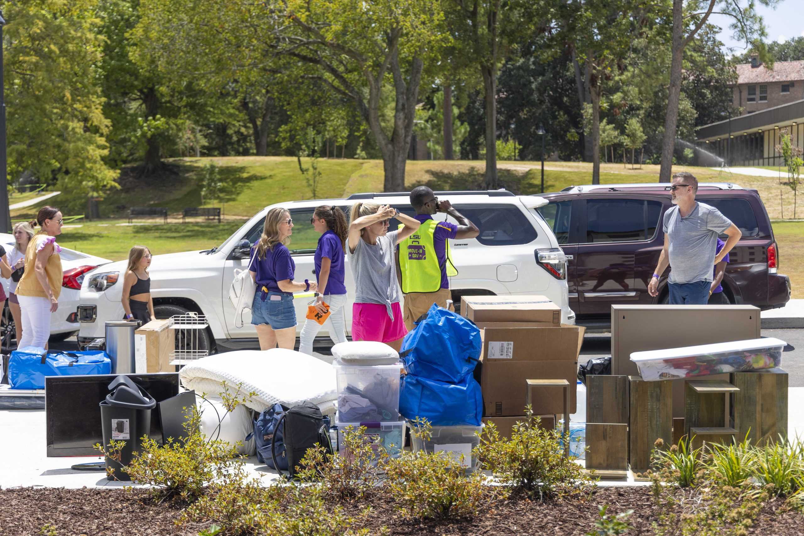 PHOTOS: LSU's freshmen class of 2027 moves in