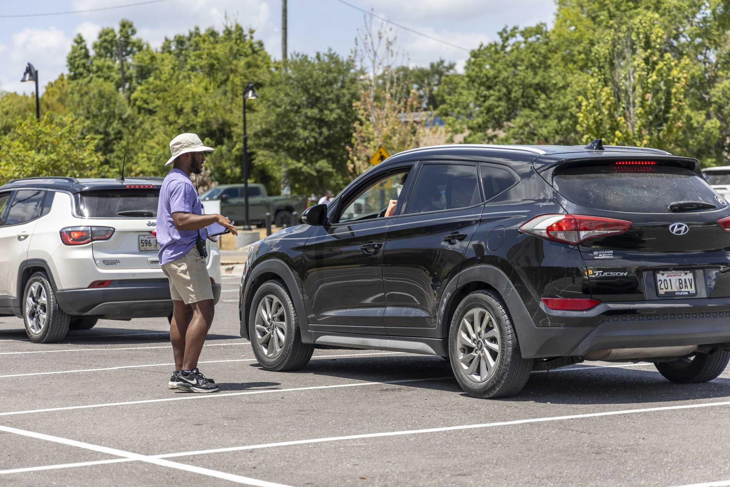 PHOTOS: LSU's freshmen class of 2027 moves in