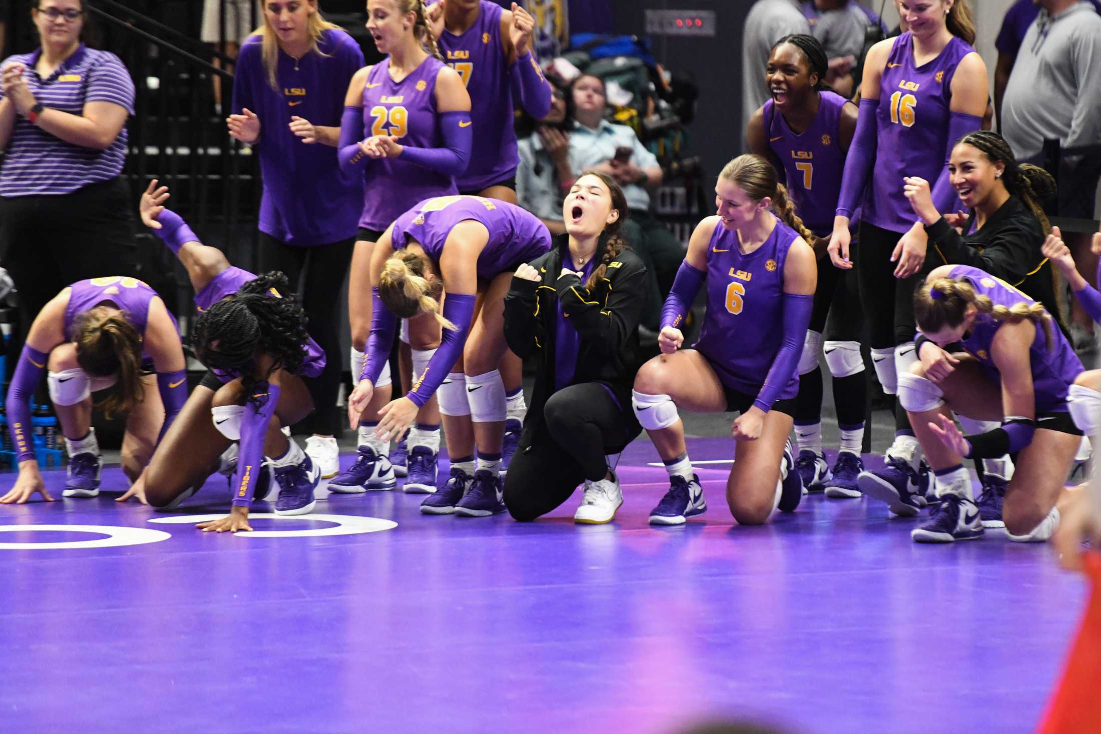 PHOTOS: LSU volleyball defeats UCLA 3-2