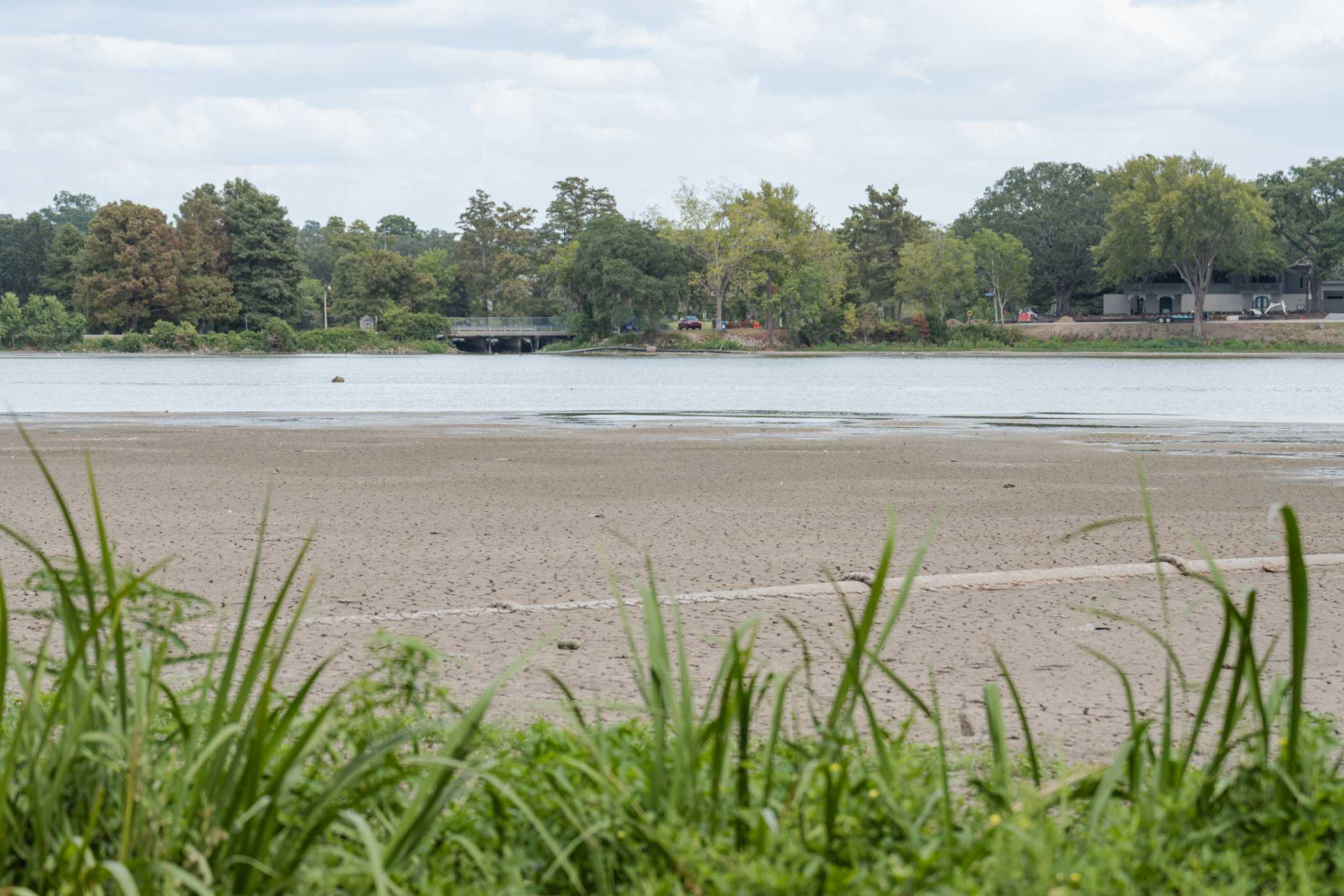 PHOTOS: LSU lakes look dry and cracked as restoration process begins