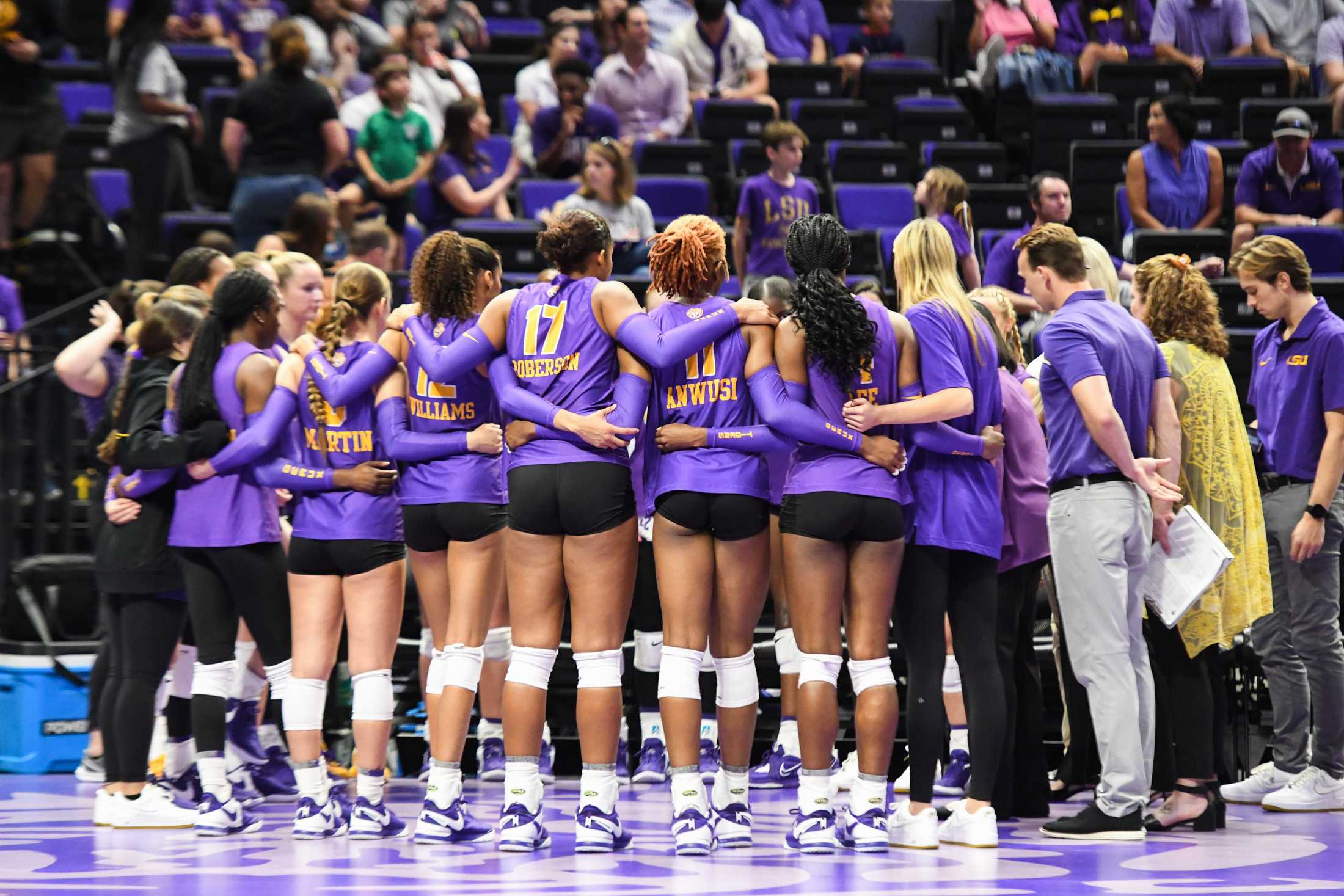 PHOTOS: LSU volleyball defeats UCLA 3-2