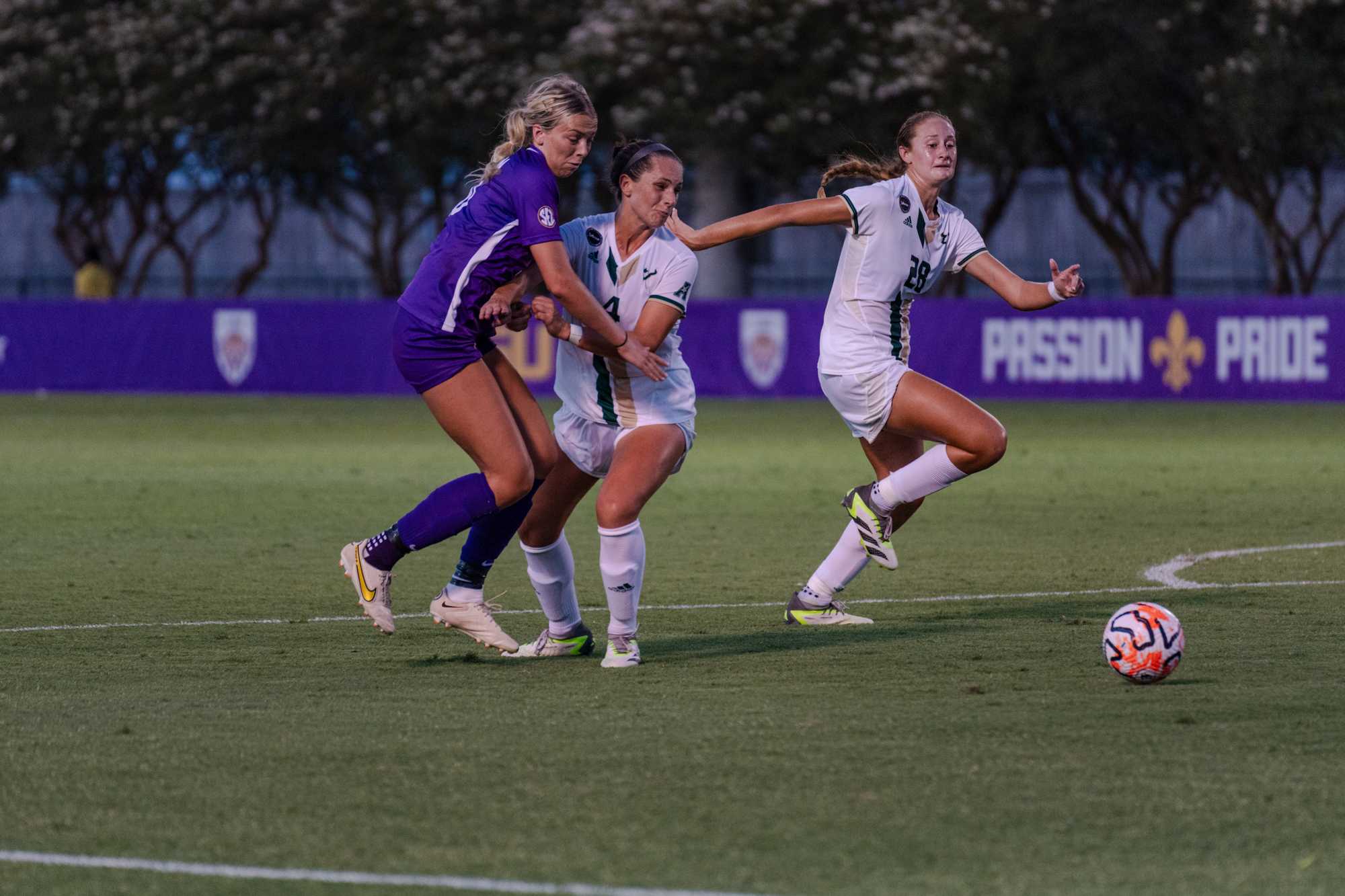 PHOTOS: LSU soccer falls 1-0 against South Florida in home opener