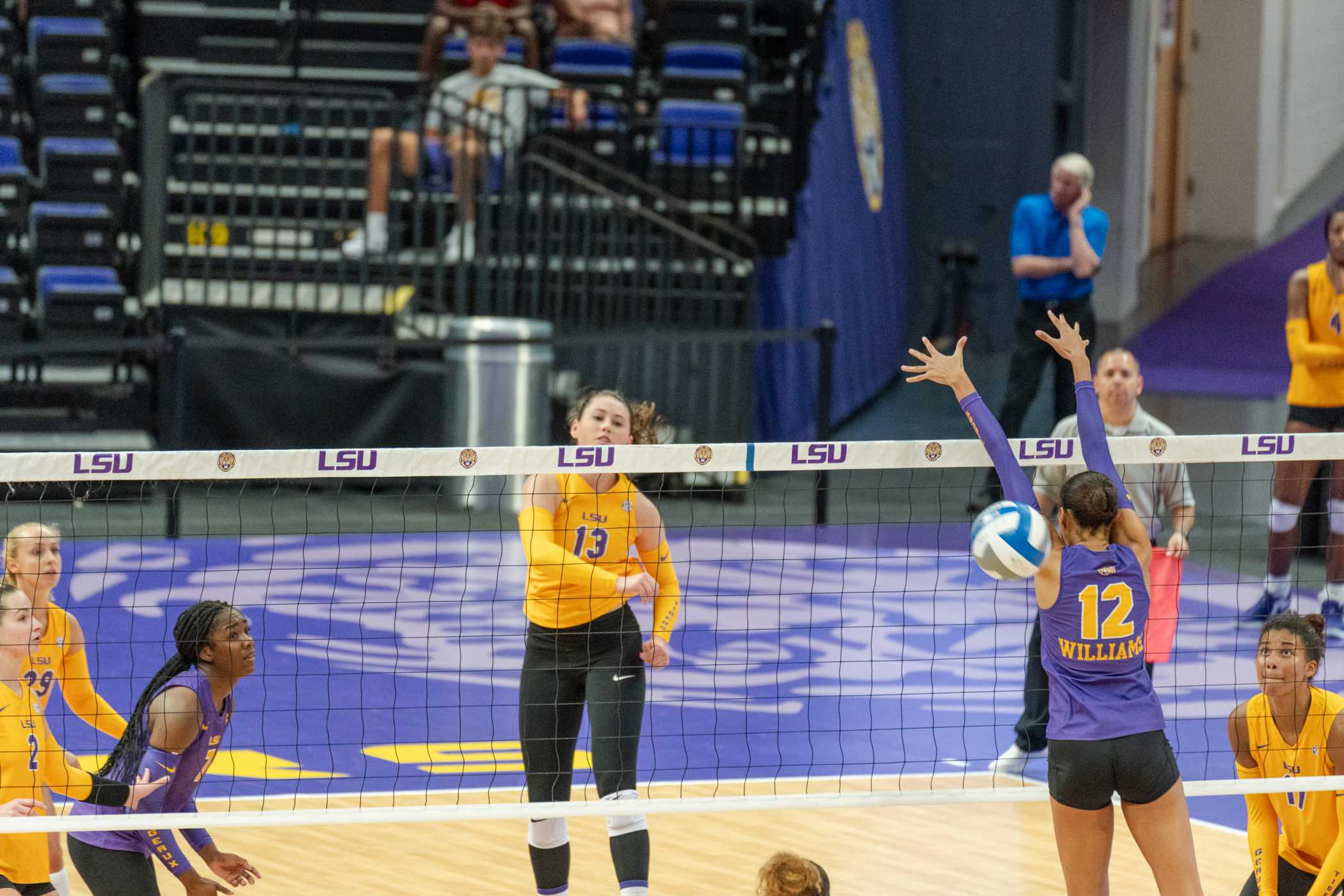 PHOTOS: LSU volleyball holds exhibition match prior to season's start