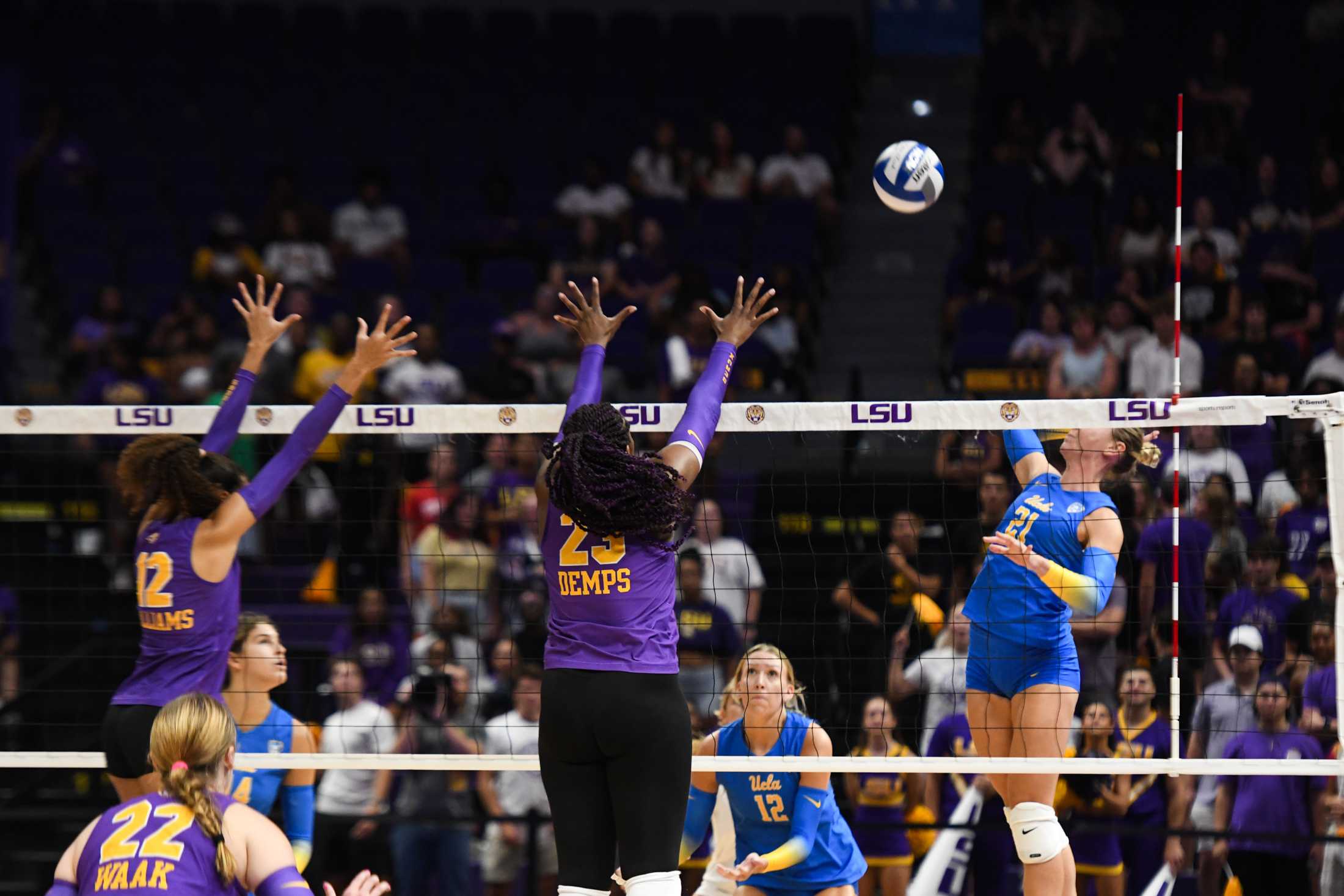 PHOTOS: LSU volleyball defeats UCLA 3-2