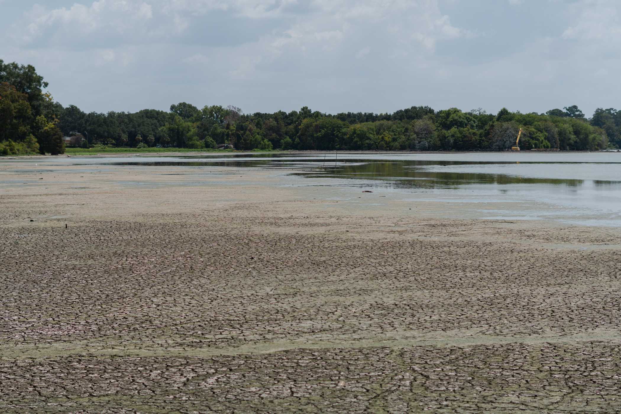 PHOTOS: LSU lakes look dry and cracked as restoration process begins