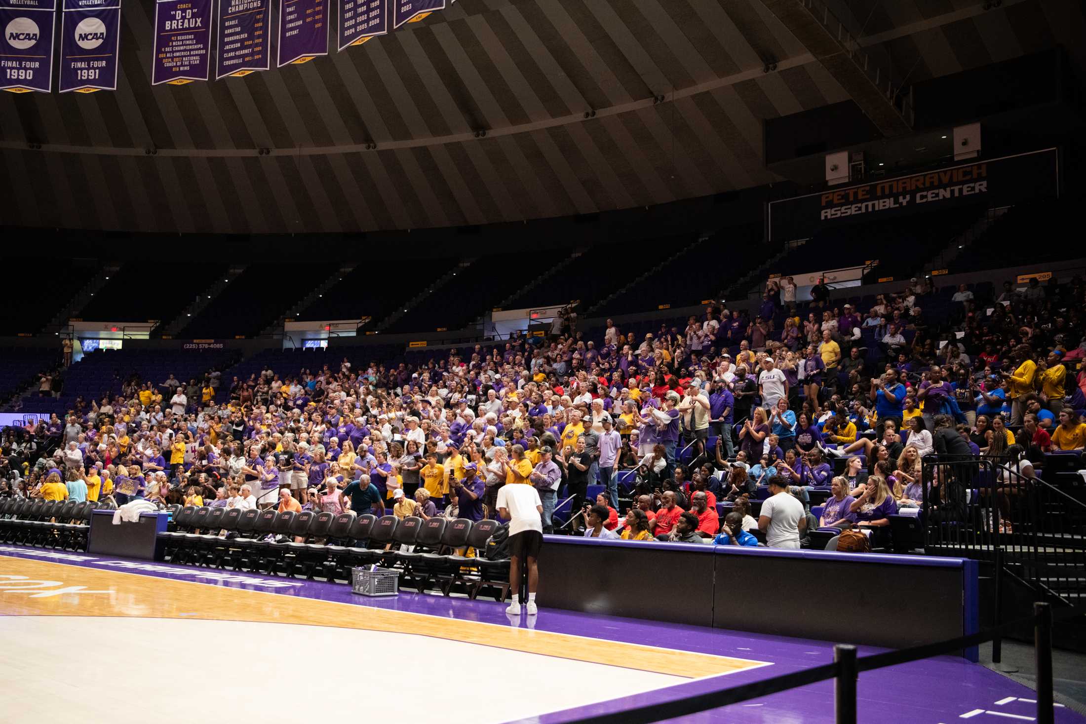 PHOTOS: LSU women's basketball holds practice open to public