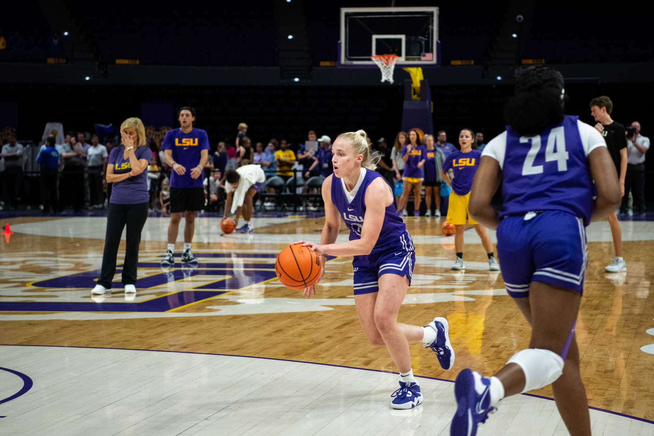 PHOTOS: LSU women's basketball holds practice open to public