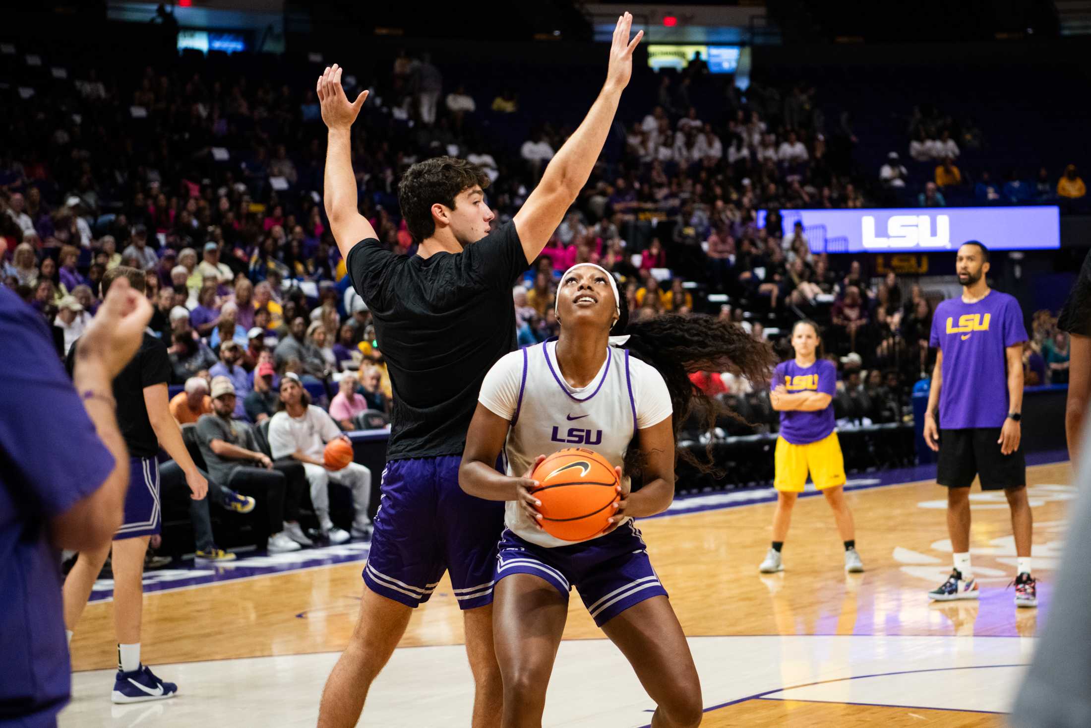 PHOTOS: LSU women's basketball holds practice open to public