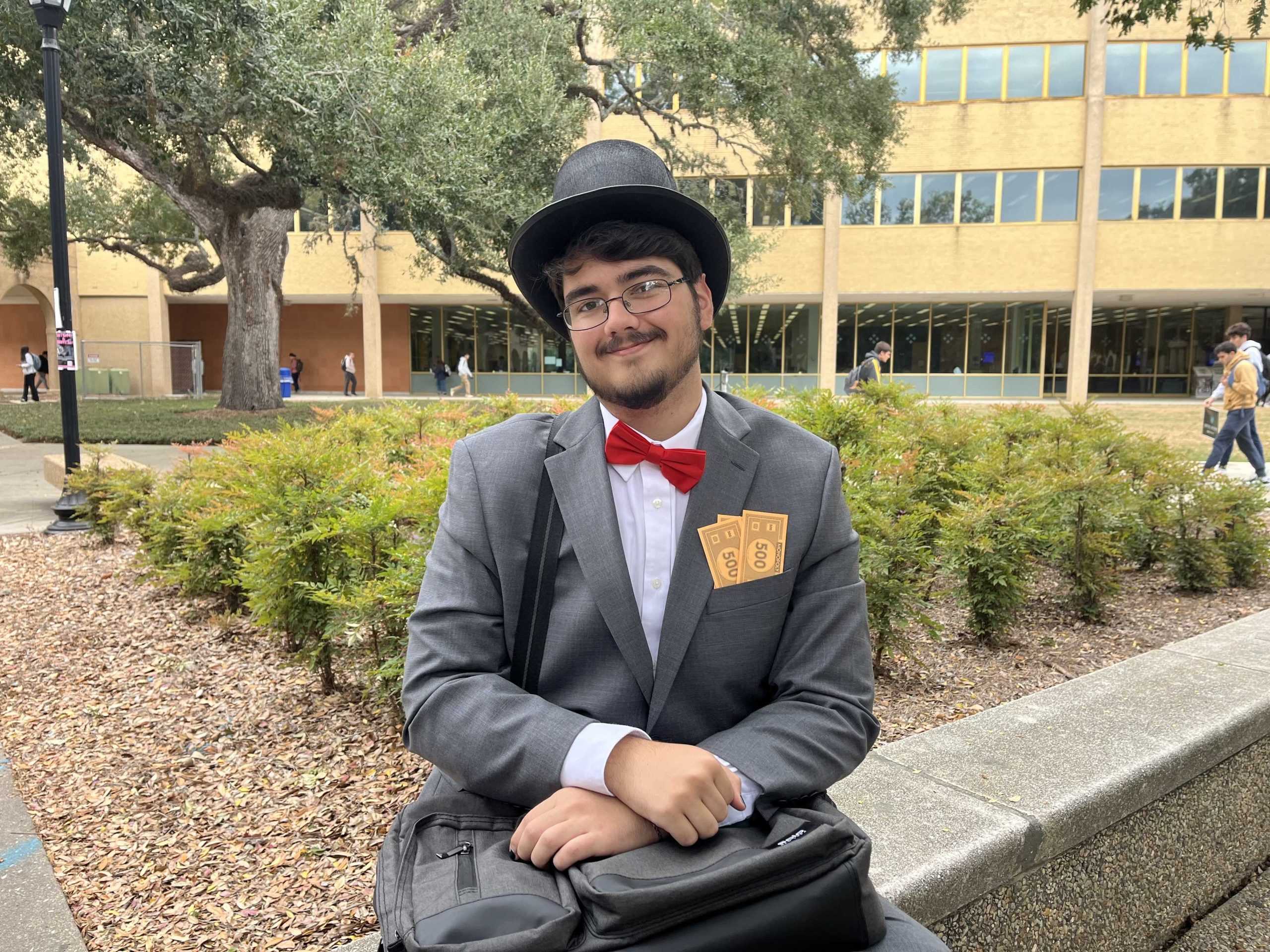 From a bottle of ketchup to Kermit the Frog&#8211; yes, LSU students do wear costumes to class on Halloween