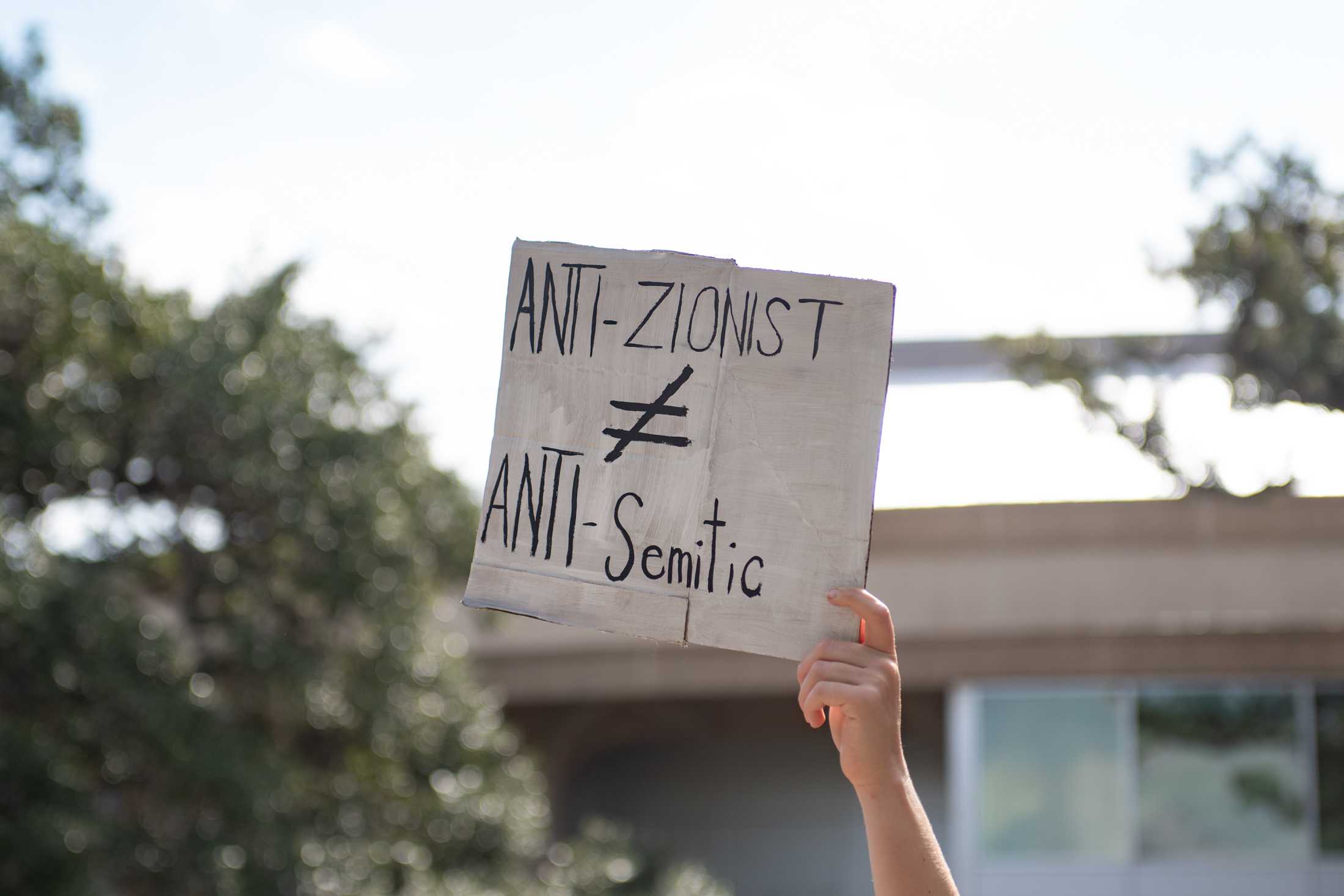 PHOTOS: LSU students march for Palestine in Free Speech Alley