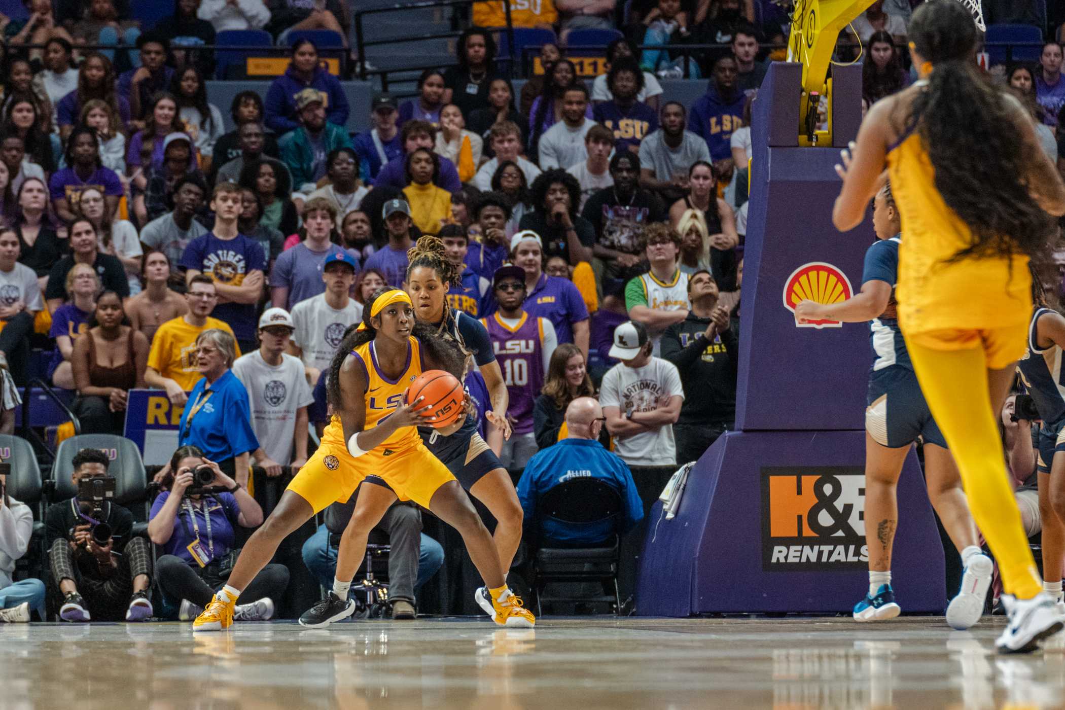 PHOTOS: LSU women's basketball defeats Queens 112-55 in home opener