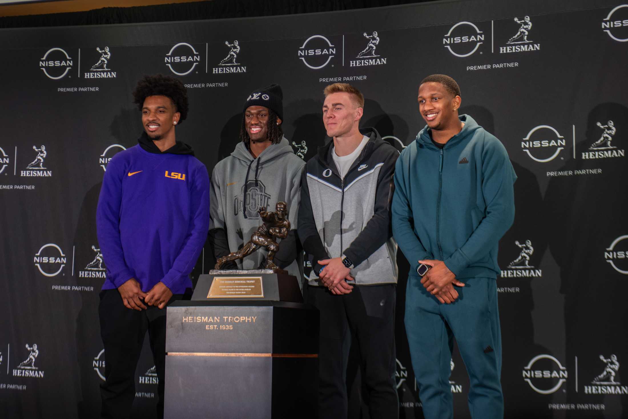 PHOTOS: A look into Jayden Daniels' Heisman ceremony