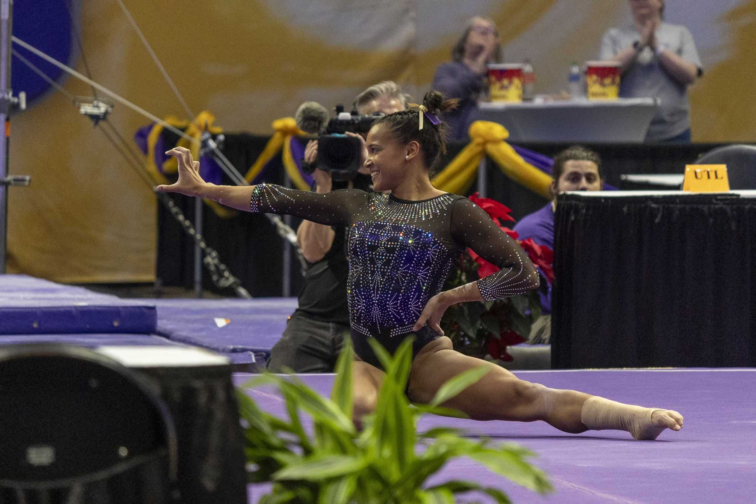 PHOTOS: LSU gymnastics holds exhibition in PMAC