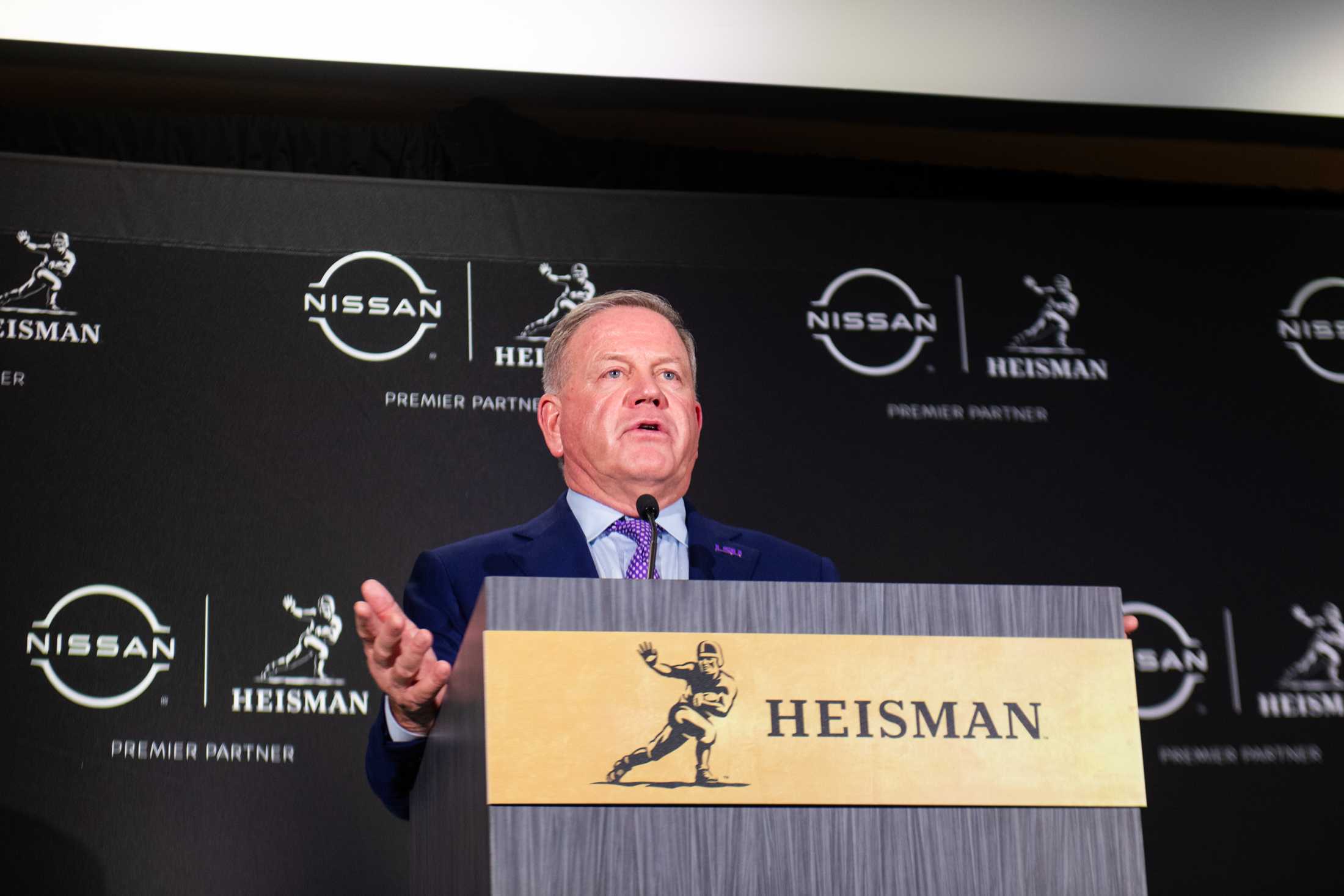 PHOTOS: A look into Jayden Daniels' Heisman ceremony