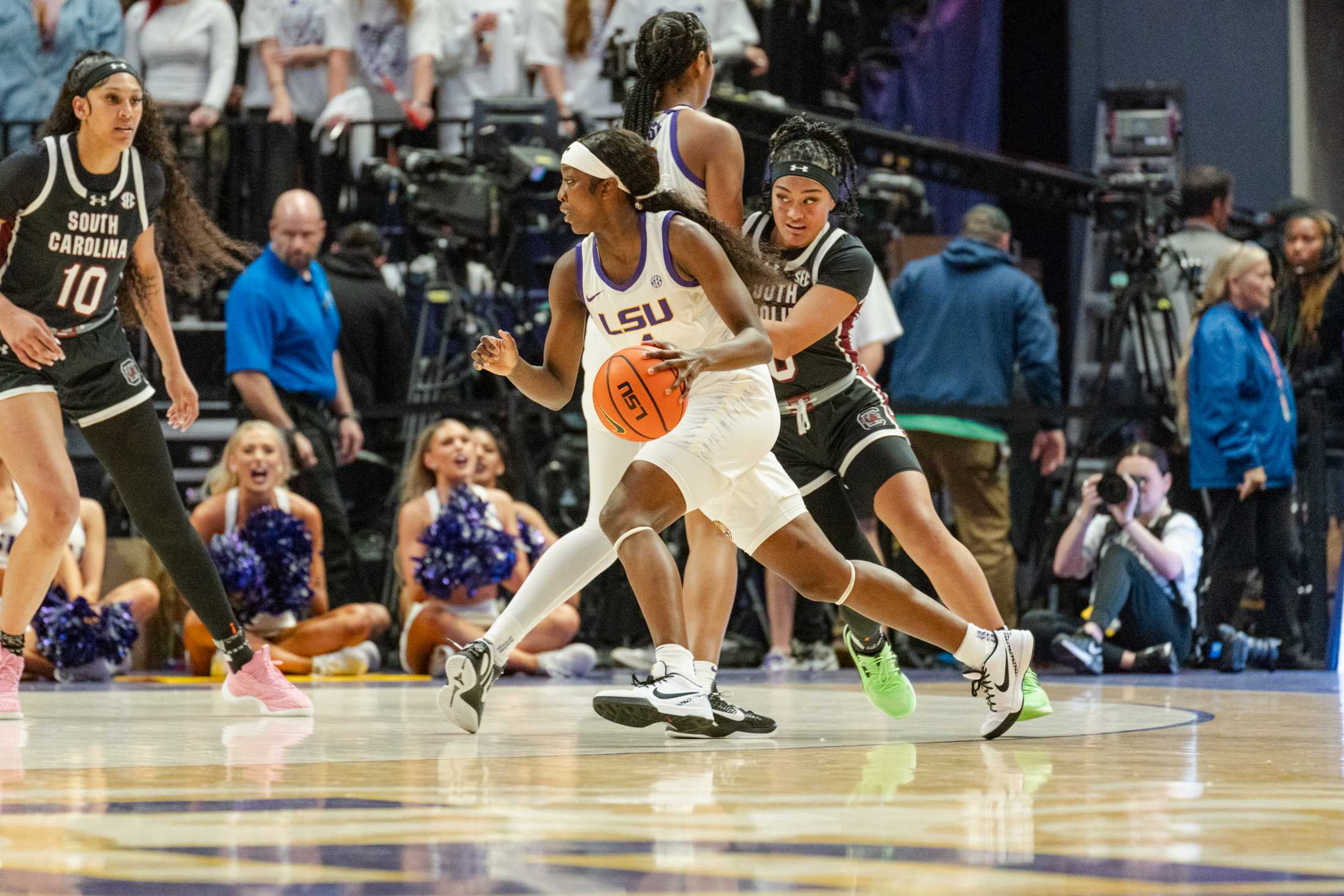 PHOTOS: LSU women's basketball falls 76-70 to South Carolina in the PMAC