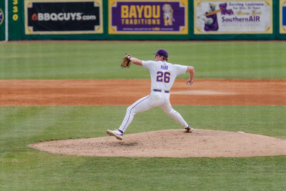 LSU baseball sophomore pitcher Thatcher Hurd (26) throws the ball Sunday, June 4, 2023, during LSU&#8217;s 6-5 win against Oregon State at Alex Box Stadium in Baton Rouge, La.