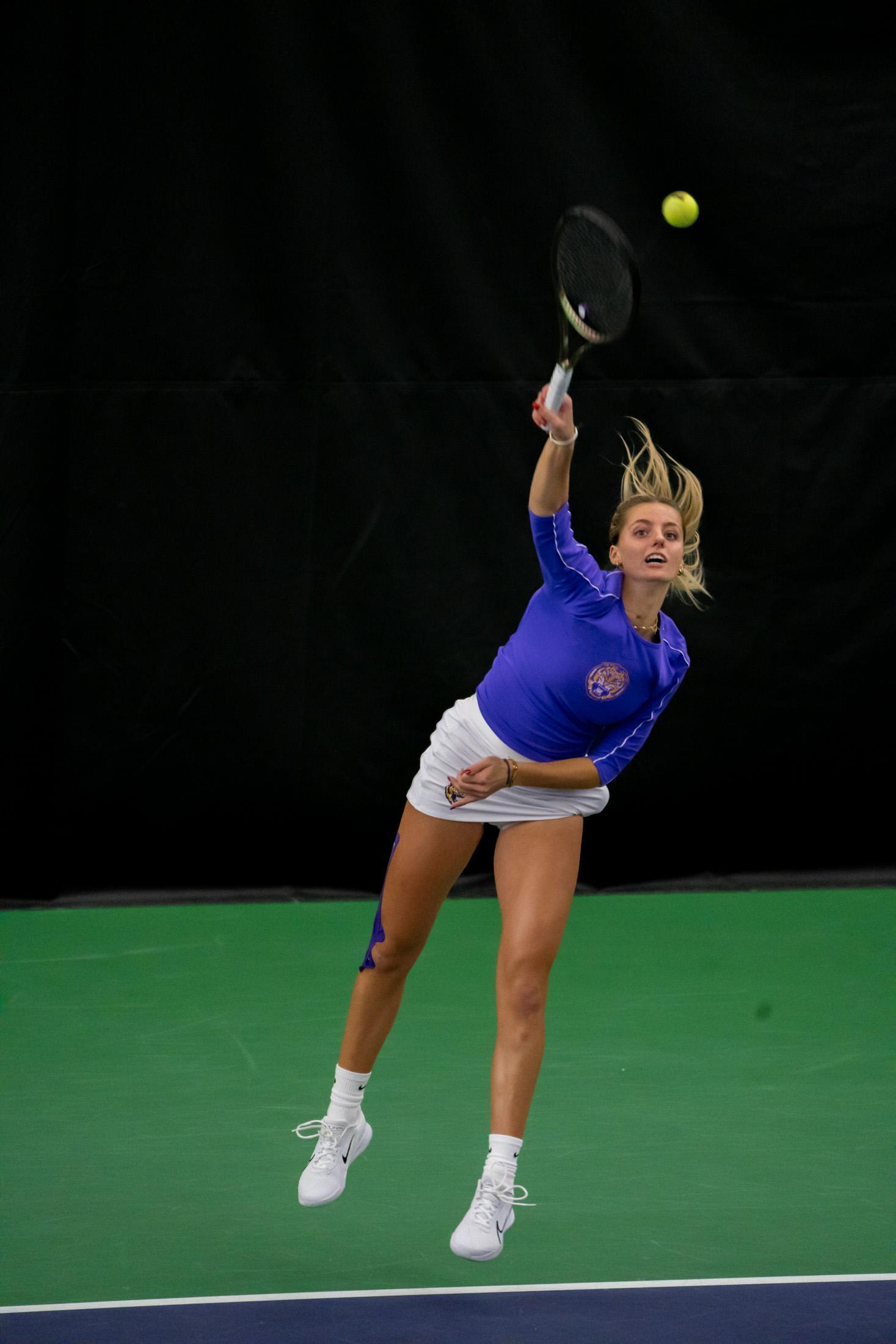 PHOTOS: LSU women's tennis defeats Louisiana Tech 5-2