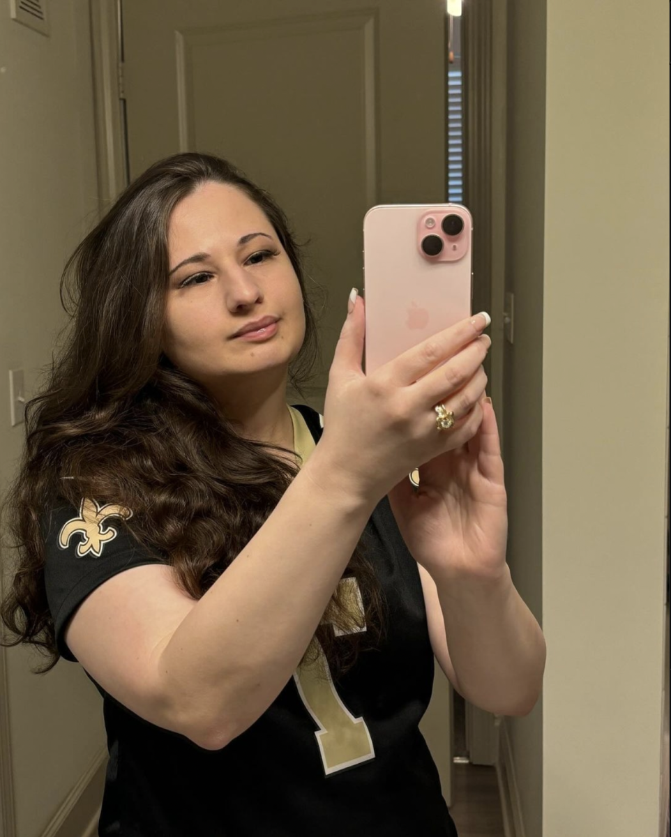 Gypsy Rose Blanchard taking a mirror selfie in a Saints jersey via her Instagram