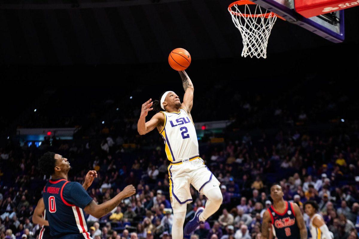 LSU men&#8217;s basketball freshman guard Mike Williams III (2) shoots the ball on Wednesday, Jan. 17, 2024, during LSU's 89-80 win against Ole Miss in the Pete Maravich Assembly Center in Baton Rouge, La.