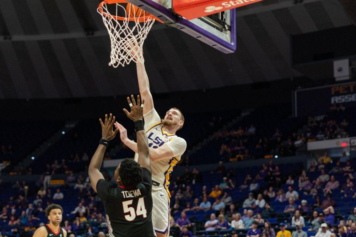 LSU men&#8217;s basketball graduate student forward Hunter Dean (12) puts the ball up Tuesday, Feb. 27, 2024, during LSU&#8217;s 67-66 win against Georgia in the Pete Maravich Assembly Center in Baton Rouge, La.