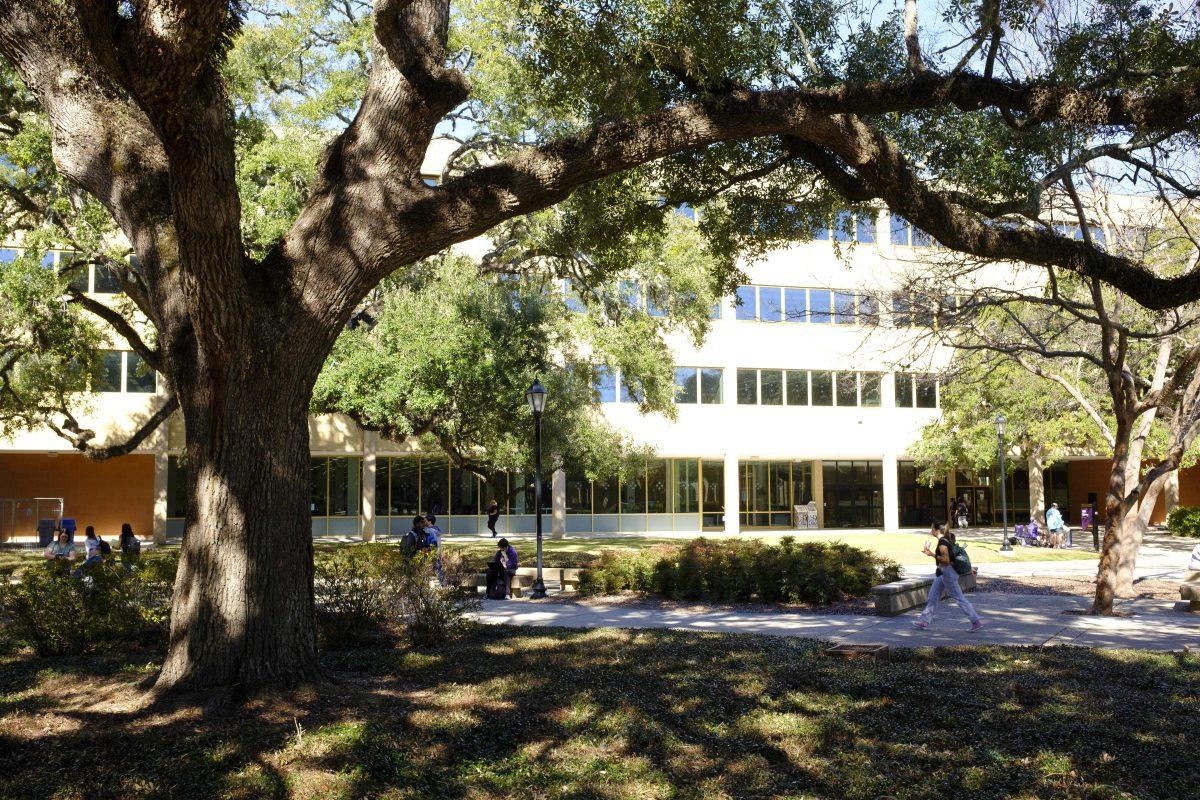 Students walk through the Quad on Feb. 2, 2024, on LSU's campus in Baton Rouge, La.&#160;