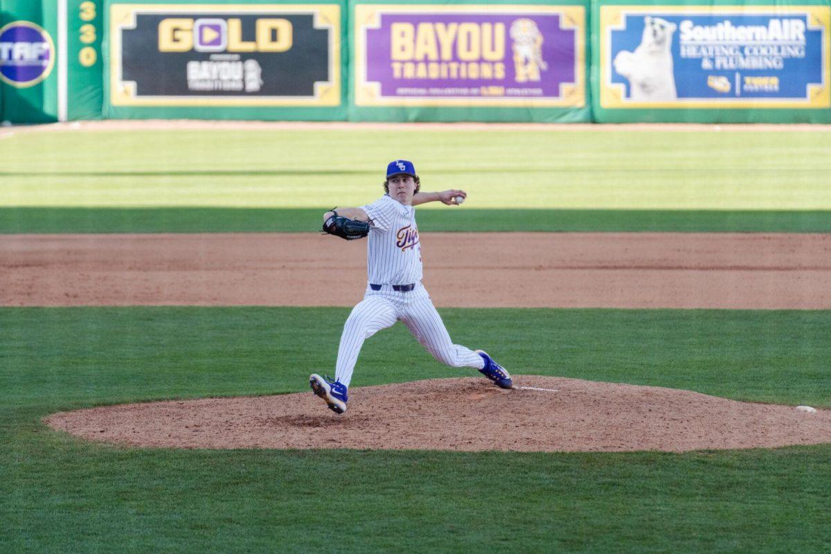 LSU baseball sophomore pitcher Griffin Herring (35) throws a pitch Friday, Feb. 23, 2024, during LSU&#8217;s 5-2 loss against Stony Brook at Alex Box Stadium in Baton Rouge, La.