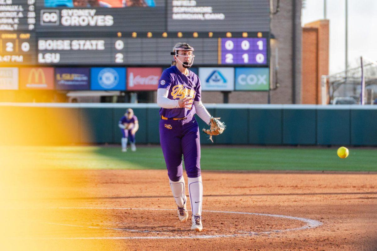 LSU softball sophomore pitcher Emma Strood (5) throws the ball Friday, Feb. 23, 2024, during LSU&#8217;s 8-5 win over Boise State at Tiger Park in Baton Rouge, La.