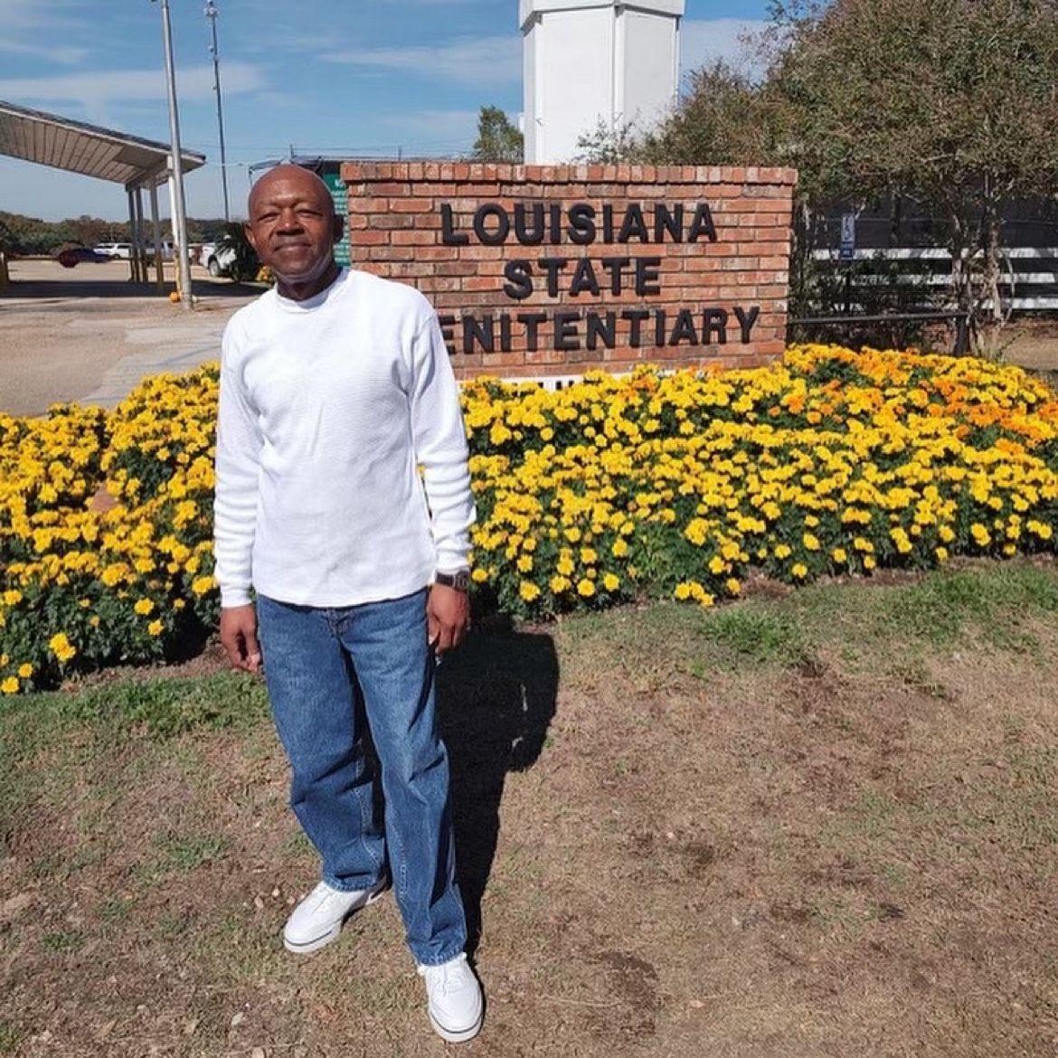 <p>Johnathan Bryant, one of Parole Project's clients, leaving Louisiana State Penitentiary after he was released with parole.</p>