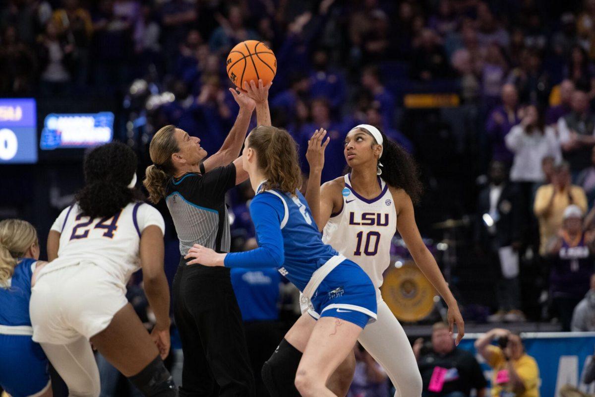 LSU women&#8217;s basketball junior forward Angel Reese (10) prepares to tip-off Sunday, March 24, 2024, during LSU&#8217;s 83-56 second-round NCAA tournament win against Middle Tennessee at the Pete Maravich Center in Baton Rouge, La.