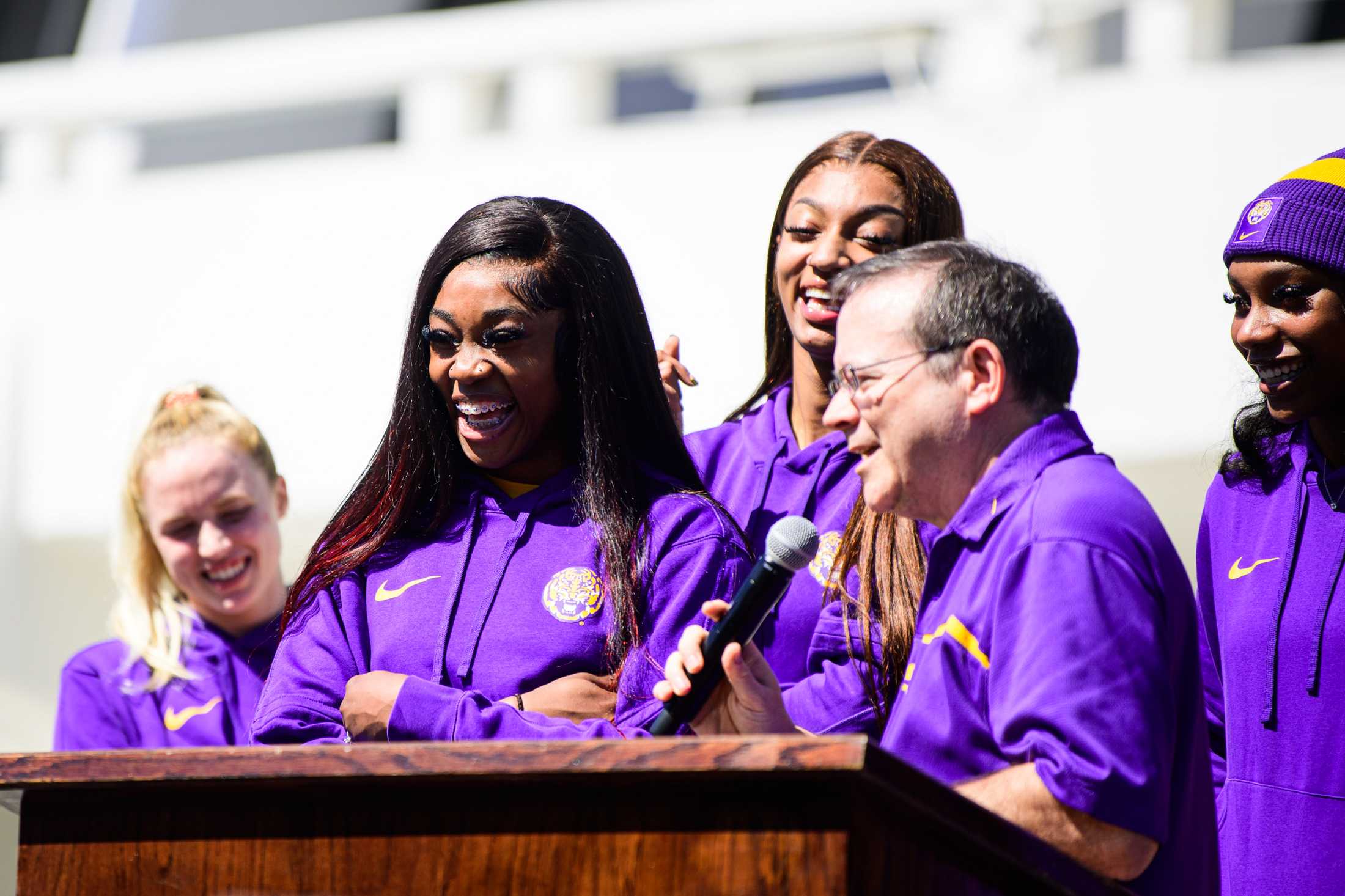 PHOTOS: Fans send off LSU women's basketball to the SEC Tournament