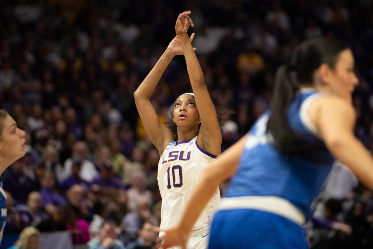 LSU women&#8217;s basketball junior forward Angel Reese (10) shoots Sunday, March 24, 2024, during LSU&#8217;s 83-56 second-round NCAA tournament win against Middle Tennessee at the Pete Maravich Center in Baton Rouge, La.