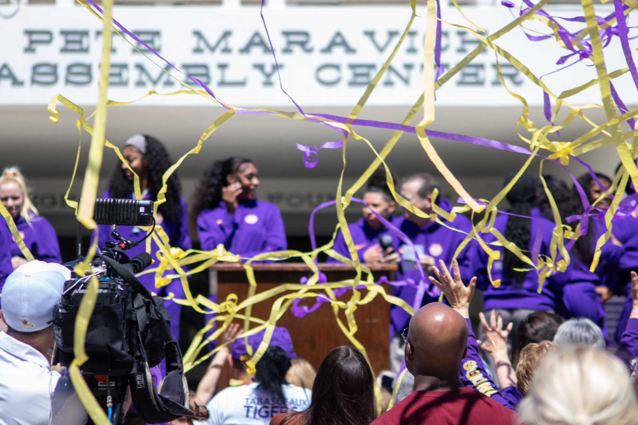 PHOTOS: LSU fans gather to send off the women's basketball team to the Sweet 16