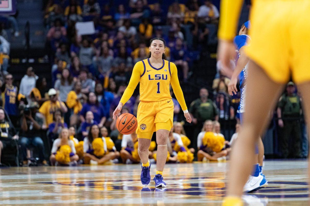 LSU women's basketball freshman guard Angelica Velez (1) moves down the court Sunday, March 3, 2024, during LSU&#8217;s 77-56 win against Kentucky at the Pete Maravich Assembly Center in Baton Rouge, La.