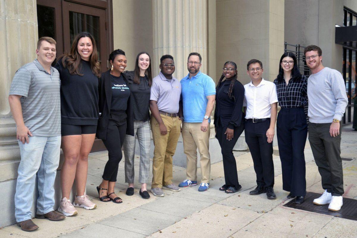 The Parole and Re-entry Clinic's fall 2023 class with Professor Robert Lancaster.