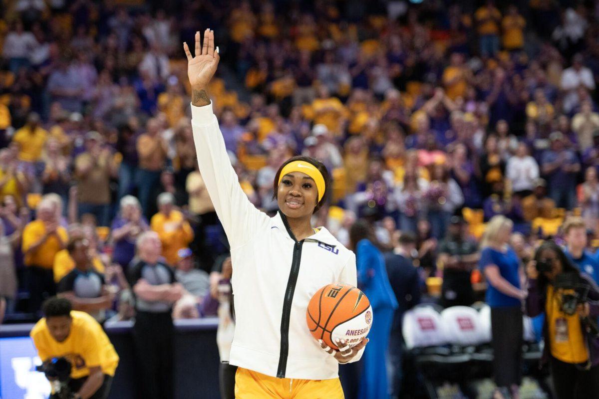 LSU women's basketball junior guard Aneesah Morrow (24) celebrates 2,000 career points Sunday, March 3, 2024, before LSU&#8217;s 77-56 win against Kentucky at the Pete Maravich Assembly Center in Baton Rouge, La.