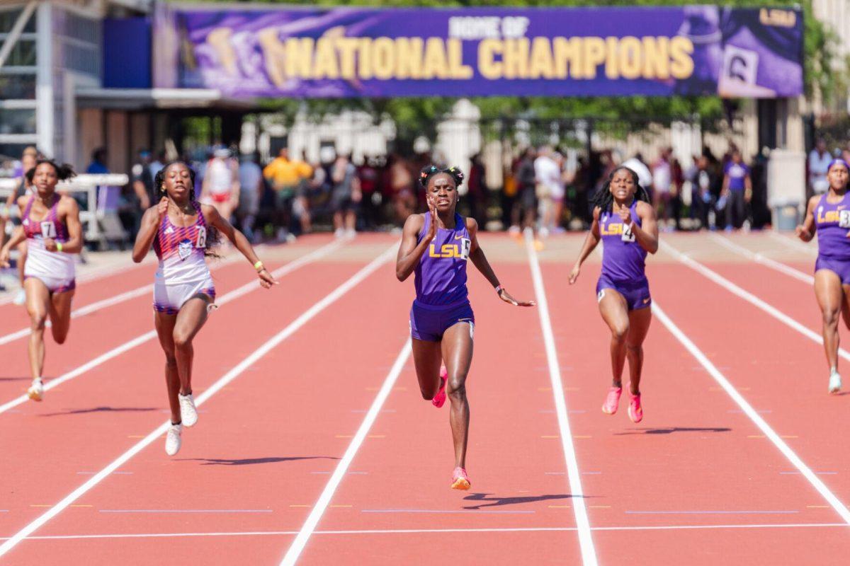 LSU track and field sprints sophomore Ella Onojuvwevwo leads the pack in the 400m Saturday, March 23, 2024, during the Keyth Talley Invitational at the Bernie Moore Track Stadium in Baton Rouge, La.