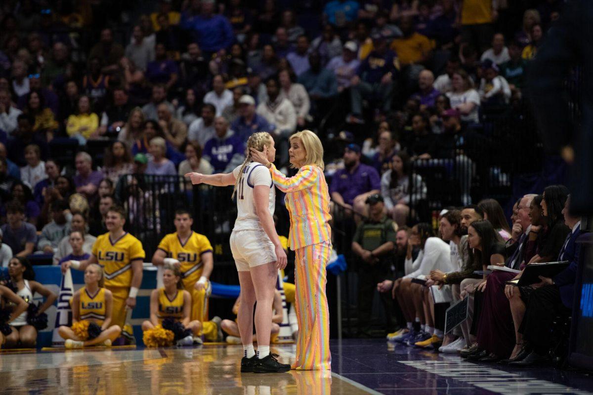 LSU women&#8217;s basketball head coach Kim Mulkey talks to graduate student guard Hailey Van Lith (11) Sunday, March 24, 2024, during LSU&#8217;s 83-56 second-round NCAA tournament win against Middle Tennessee at the Pete Maravich Center in Baton Rouge, La.