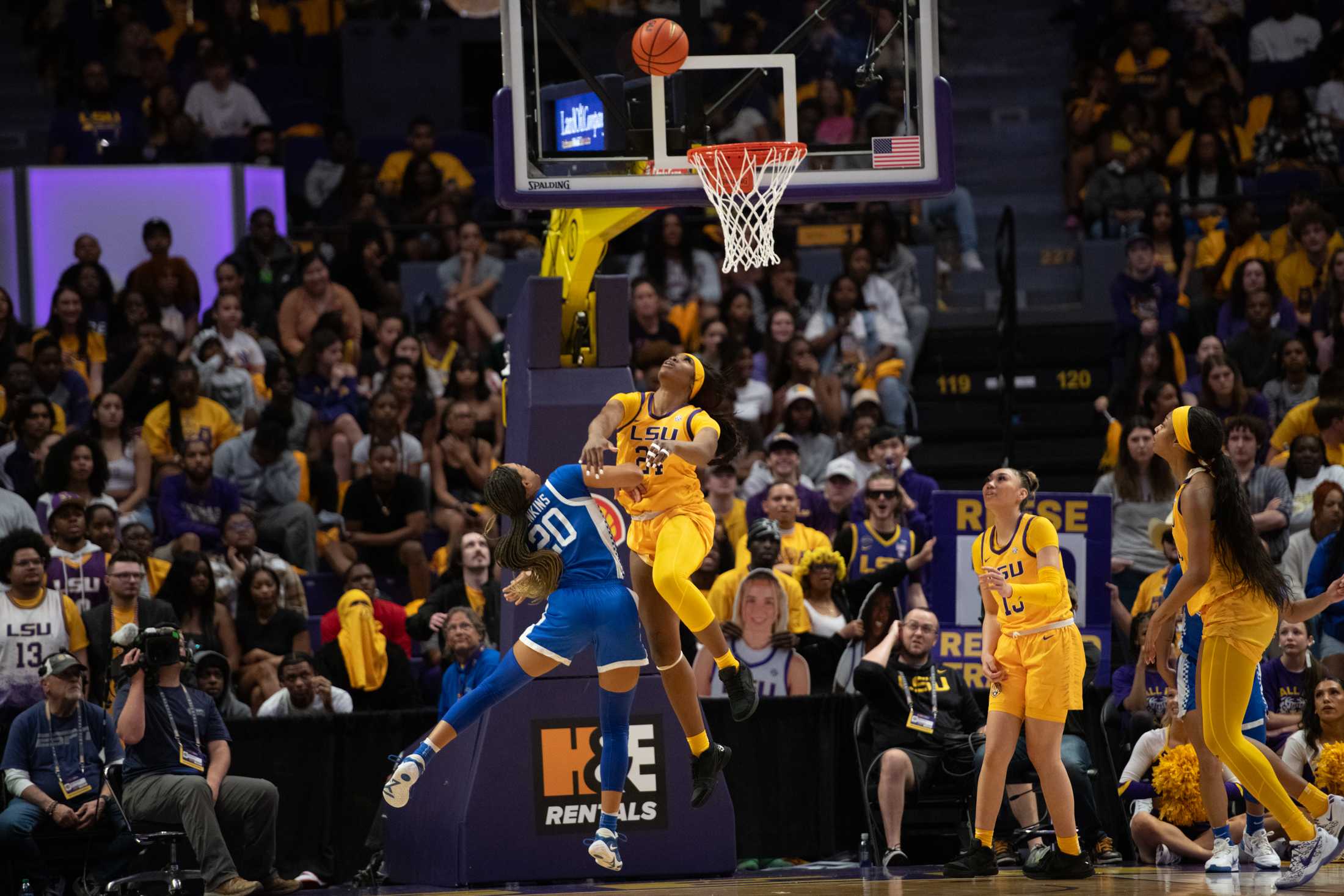 PHOTOS: LSU women's basketball beats Kentucky 77-56