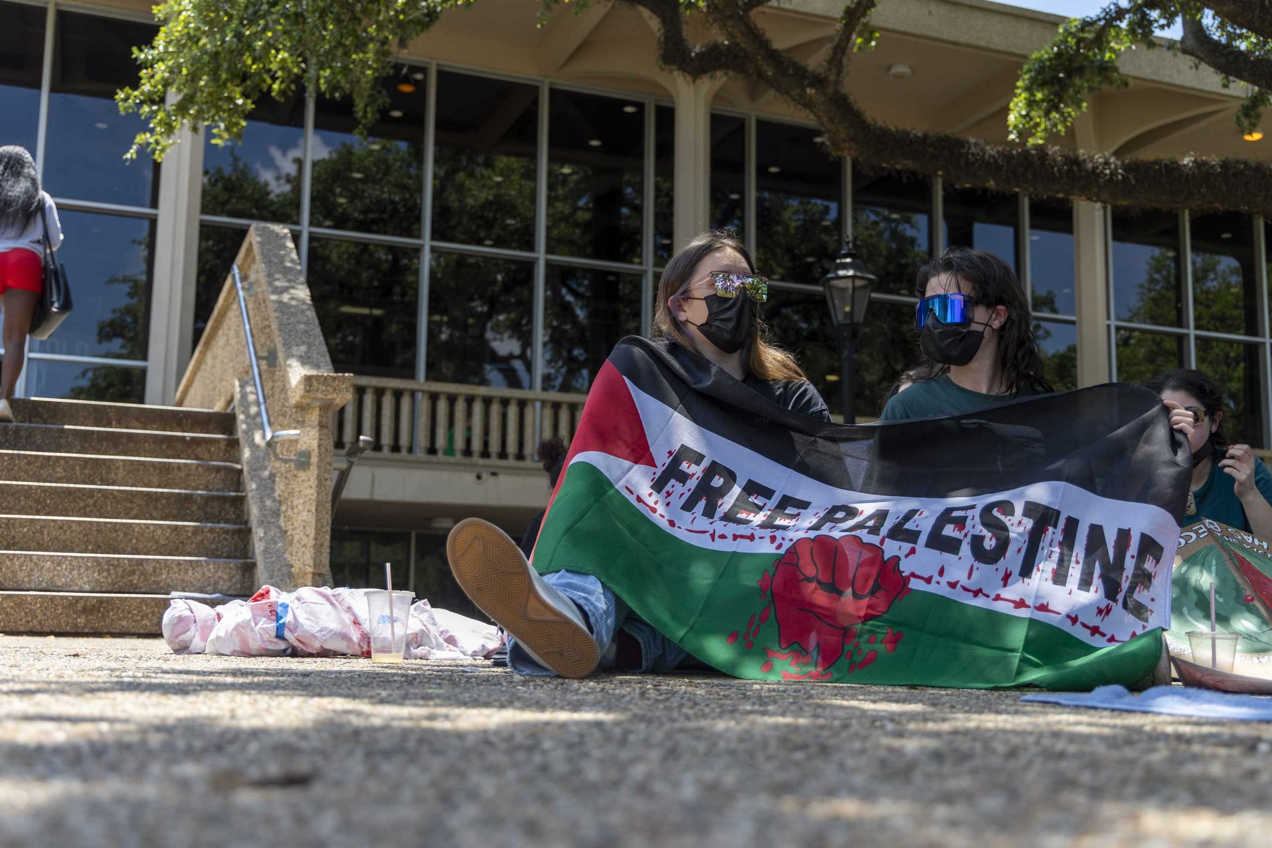 PHOTOS: LSU students hold Die-in for Gaza protest on Student Union steps