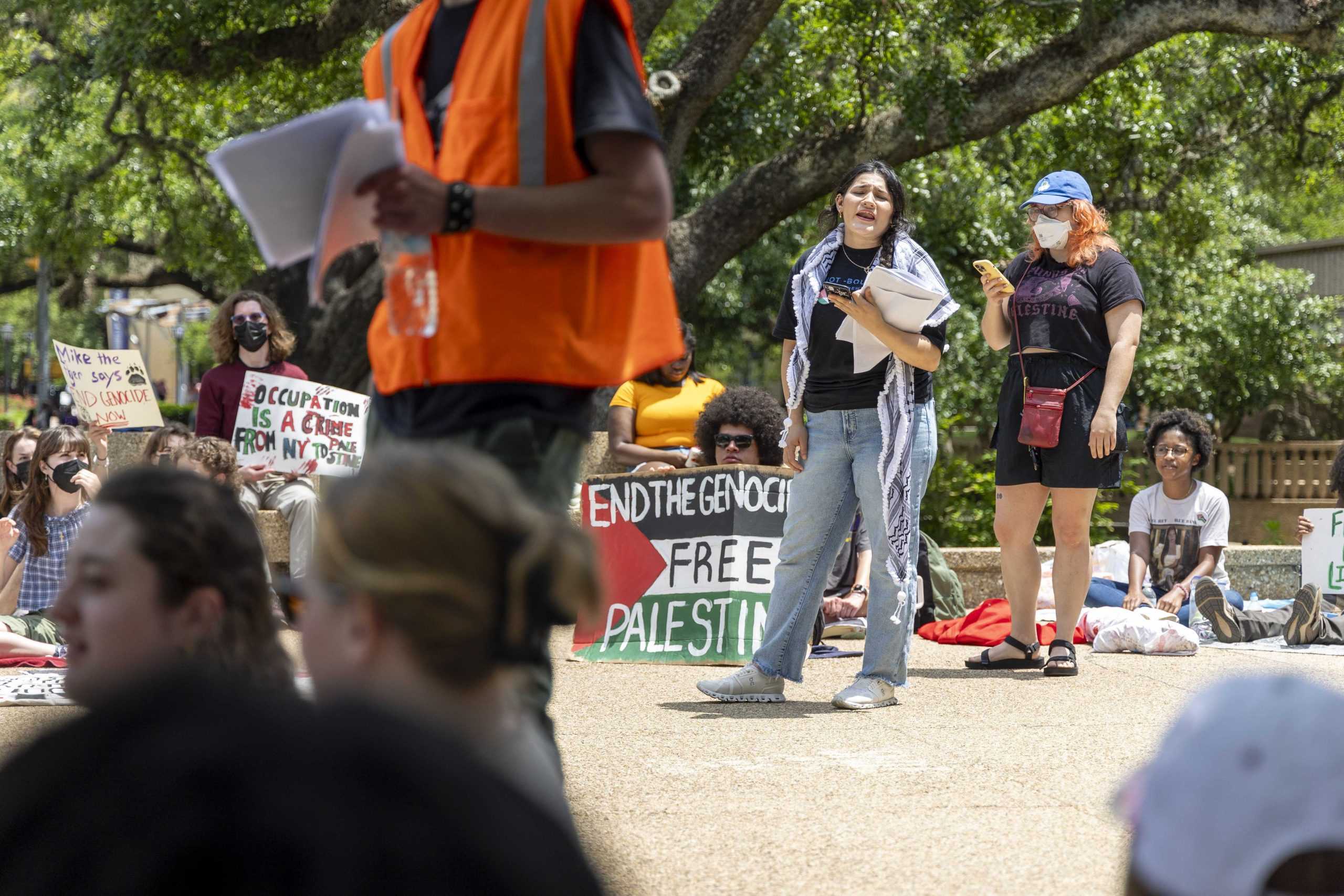 PHOTOS: LSU students hold Die-in for Gaza protest on Student Union steps