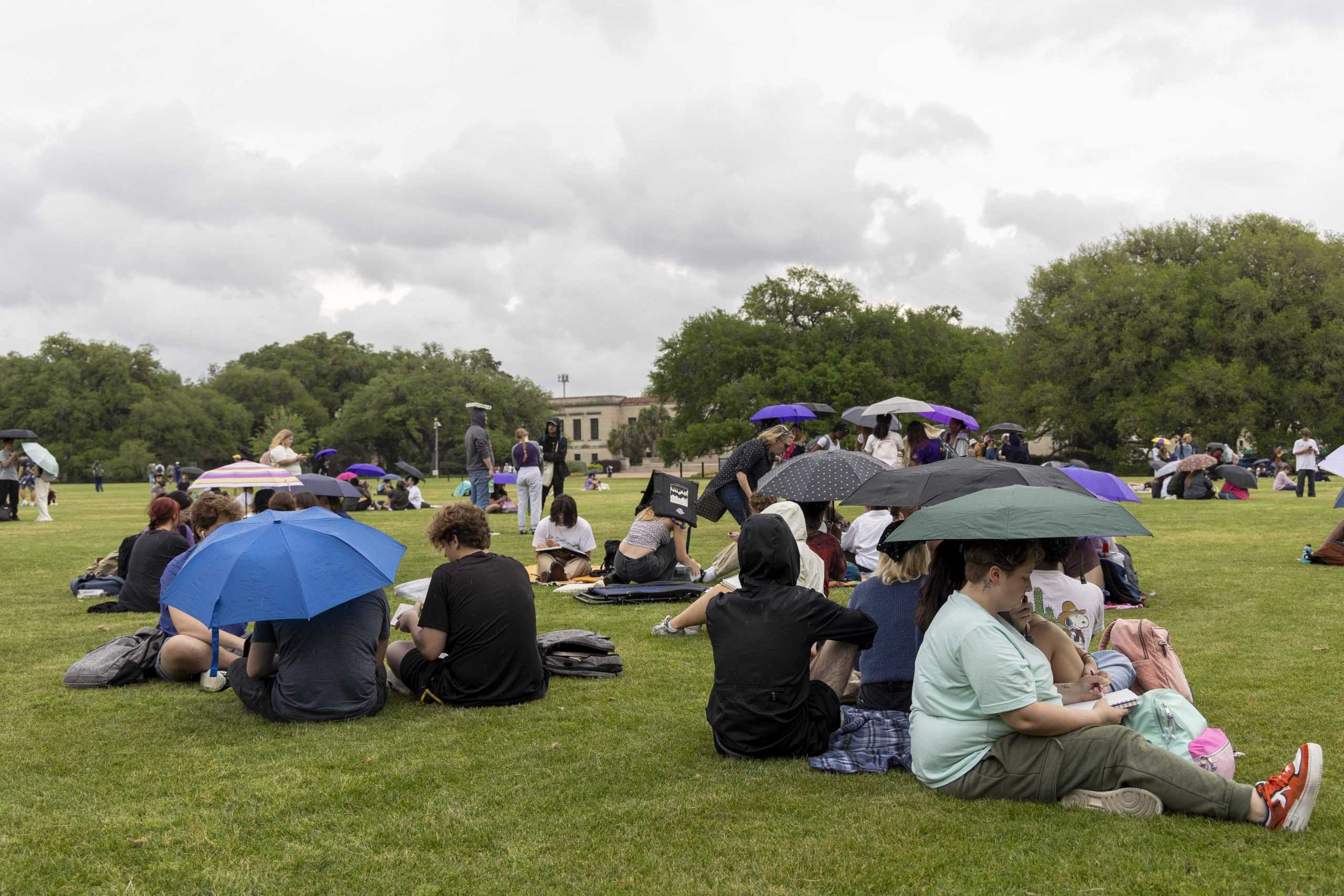 PHOTOS: LSU students gather on the Parade Ground for the 2024 solar eclipse