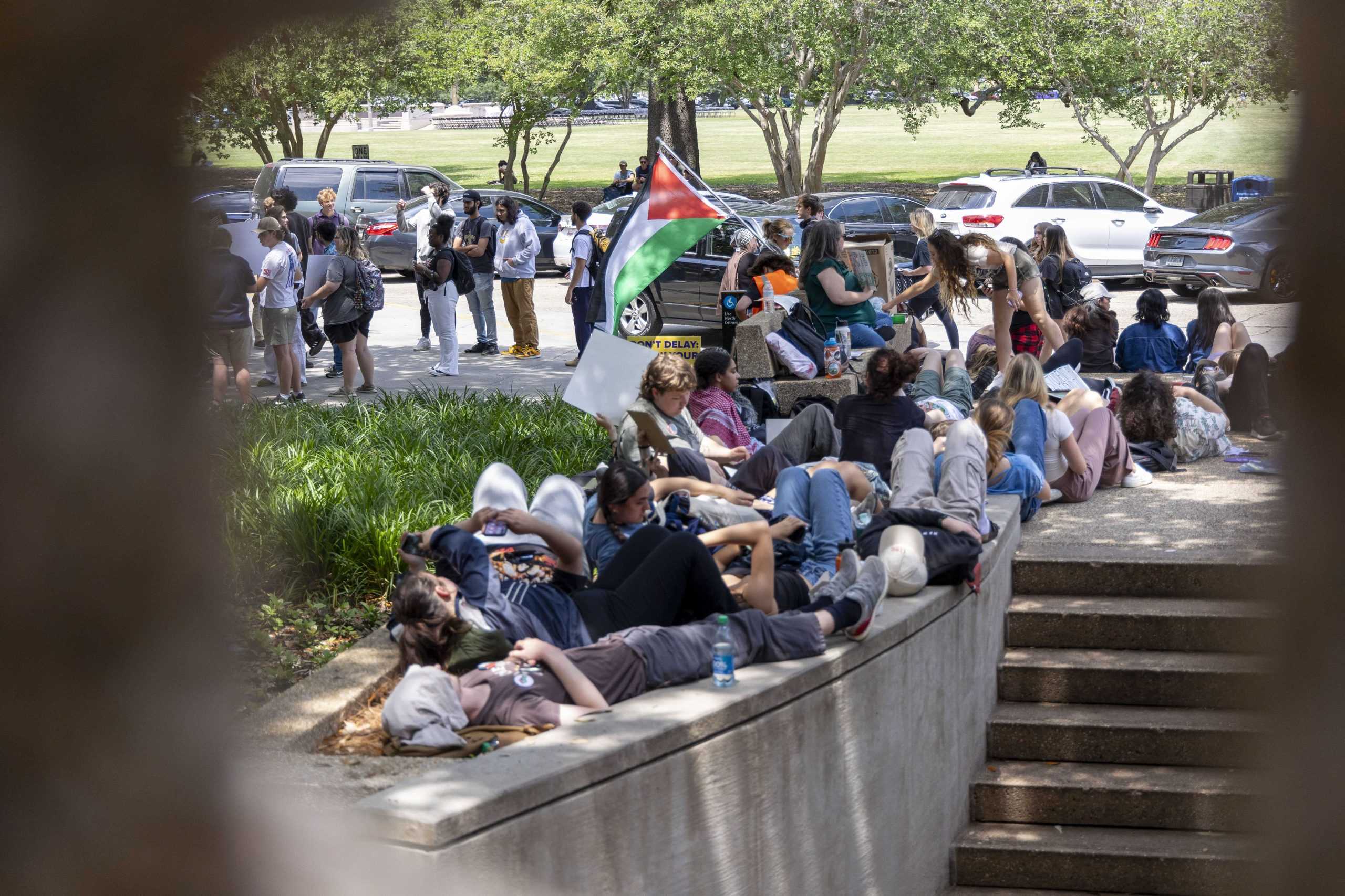 PHOTOS: LSU students hold Die-in for Gaza protest on Student Union steps