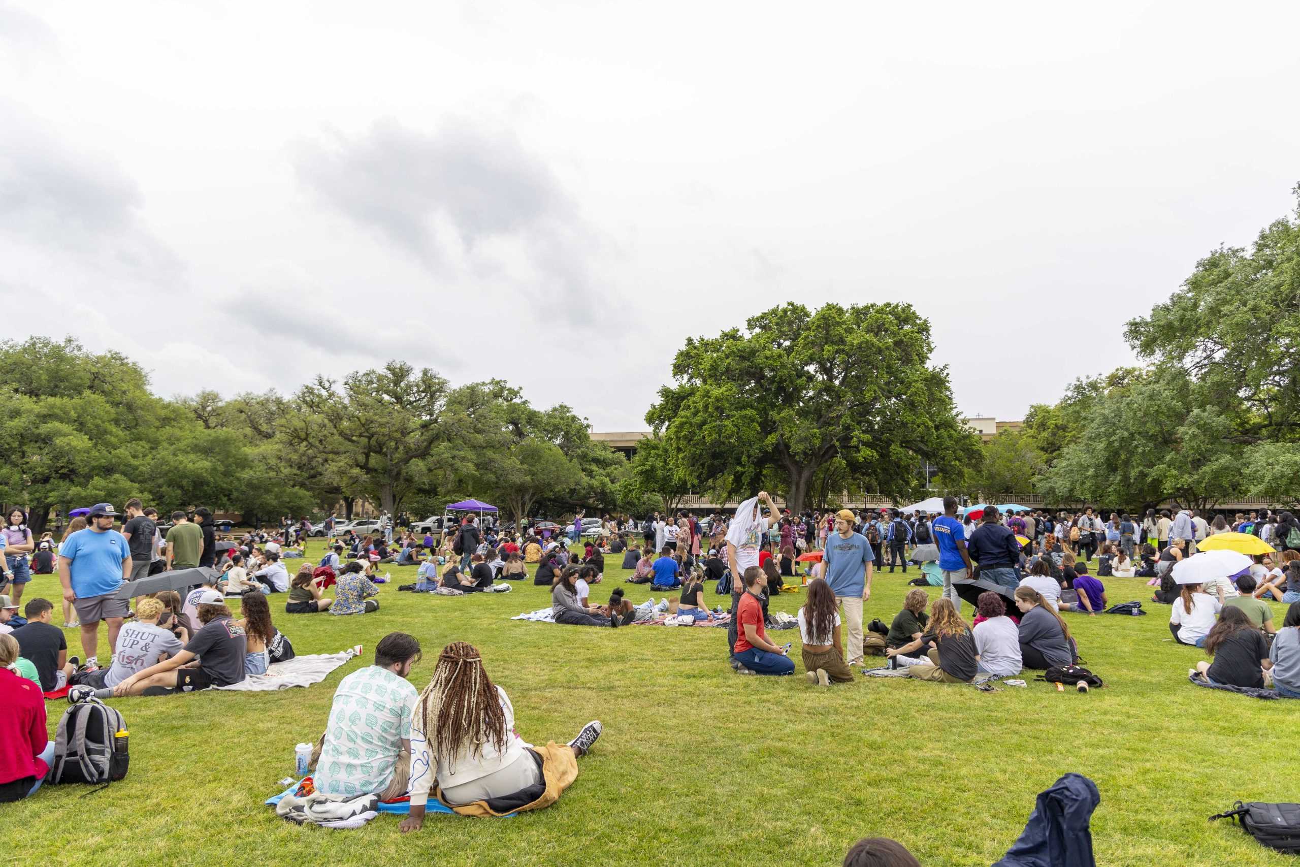 PHOTOS: LSU students gather on the Parade Ground for the 2024 solar eclipse