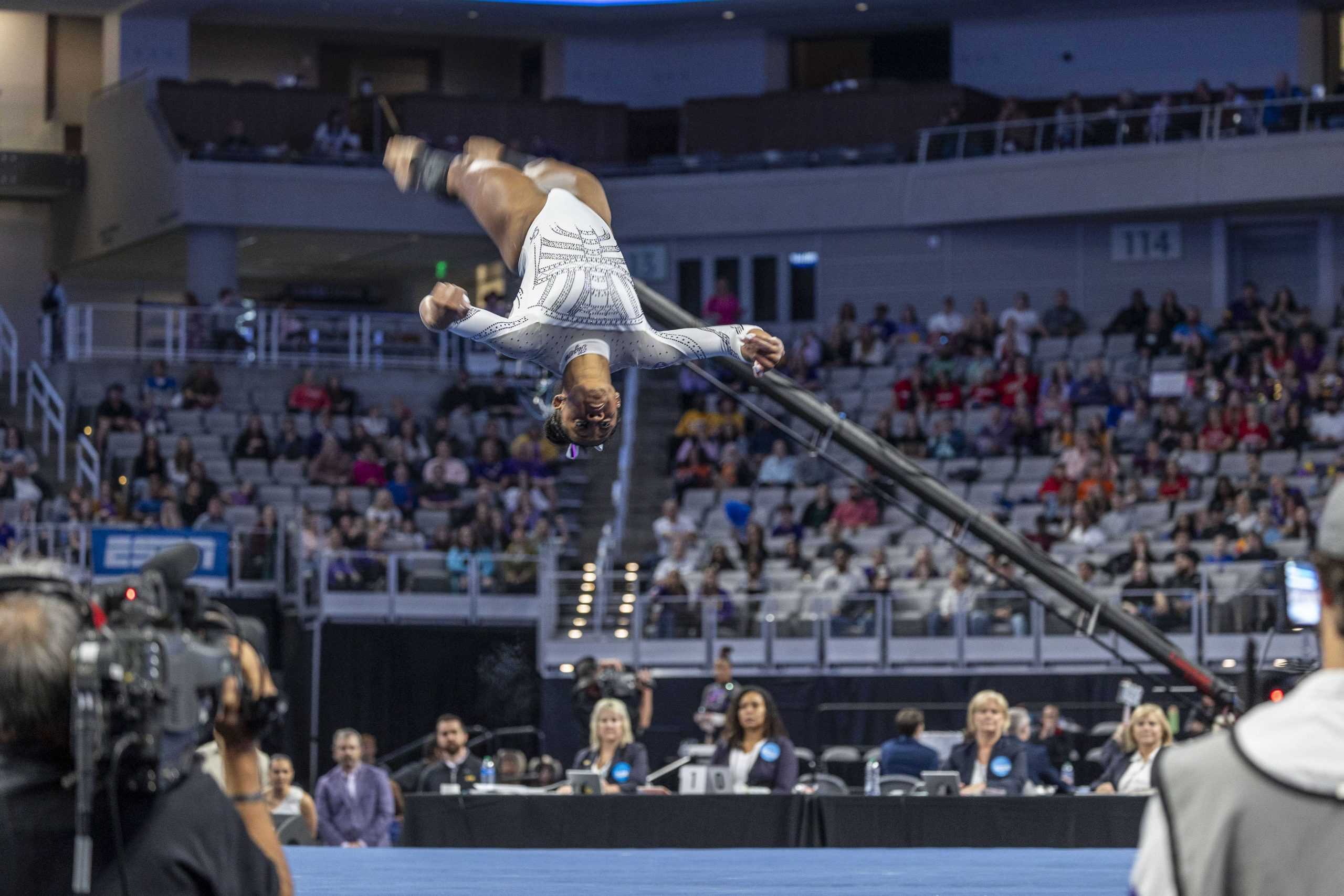 PHOTOS: LSU gymnastics claims its first NCAA Championship title with a score of 198.2250