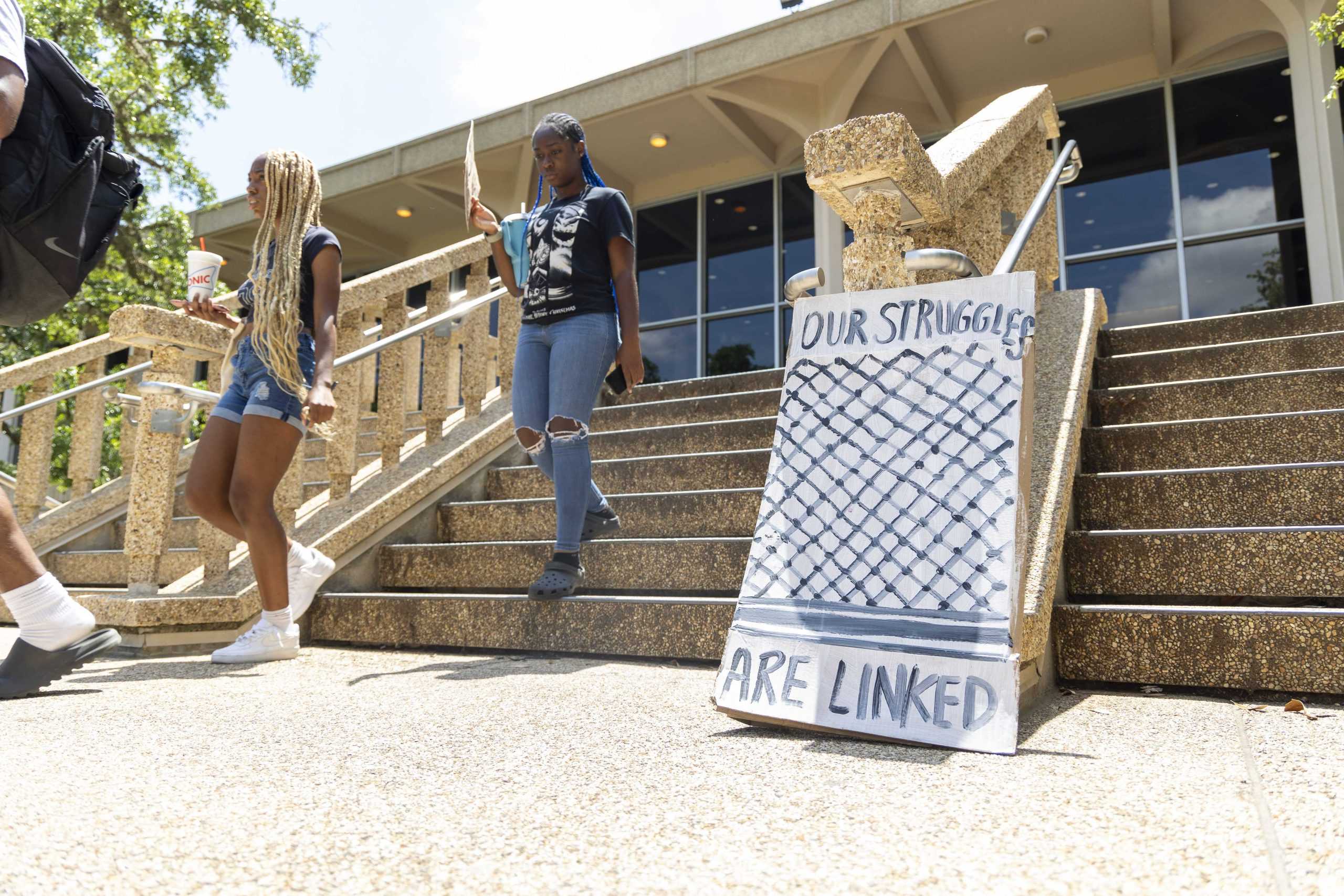 PHOTOS: LSU students hold Die-in for Gaza protest on Student Union steps