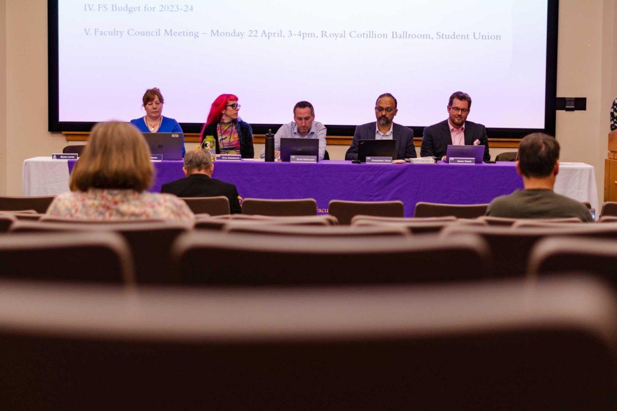 The LSU Faculty Senate meets Thursday, April 11, 2024, inside the Energy, Coast and Environment Building on LSU's campus in Baton Rouge, La.