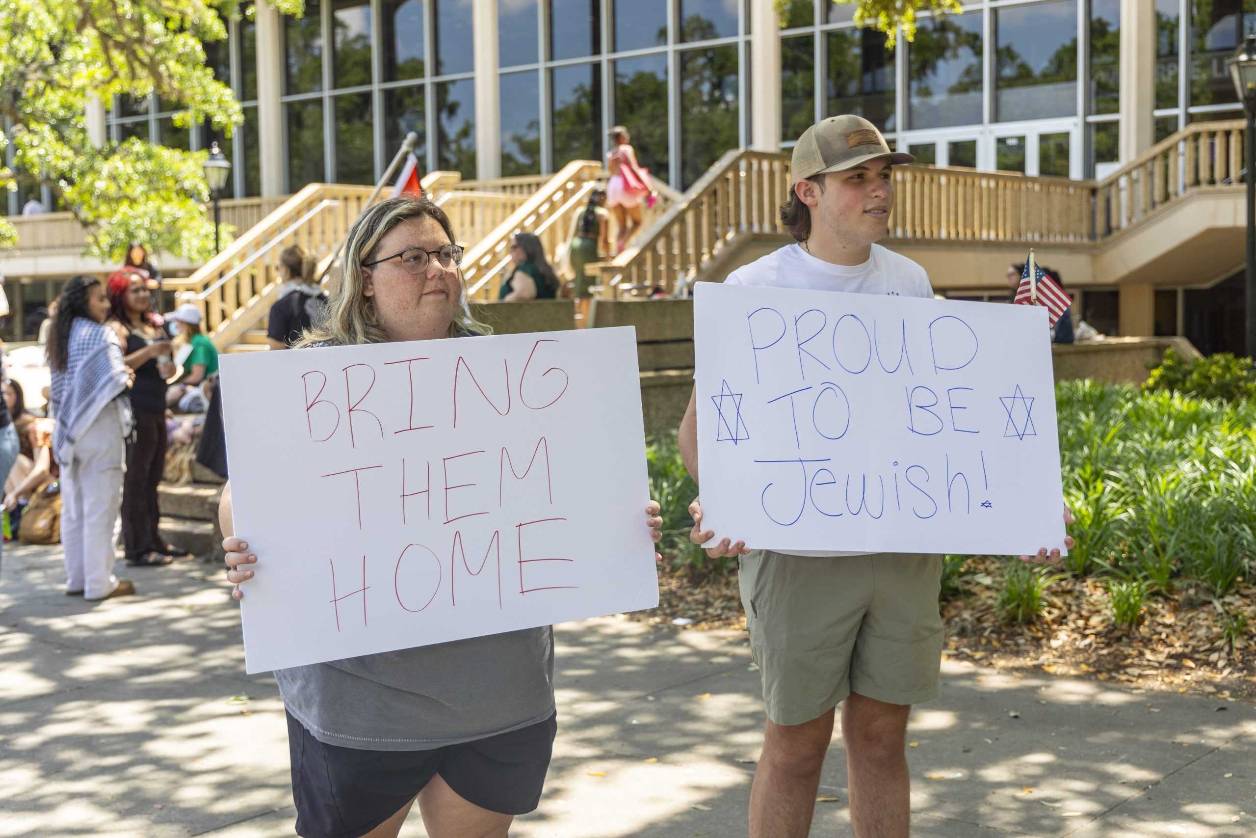 PHOTOS: LSU students hold Die-in for Gaza protest on Student Union steps